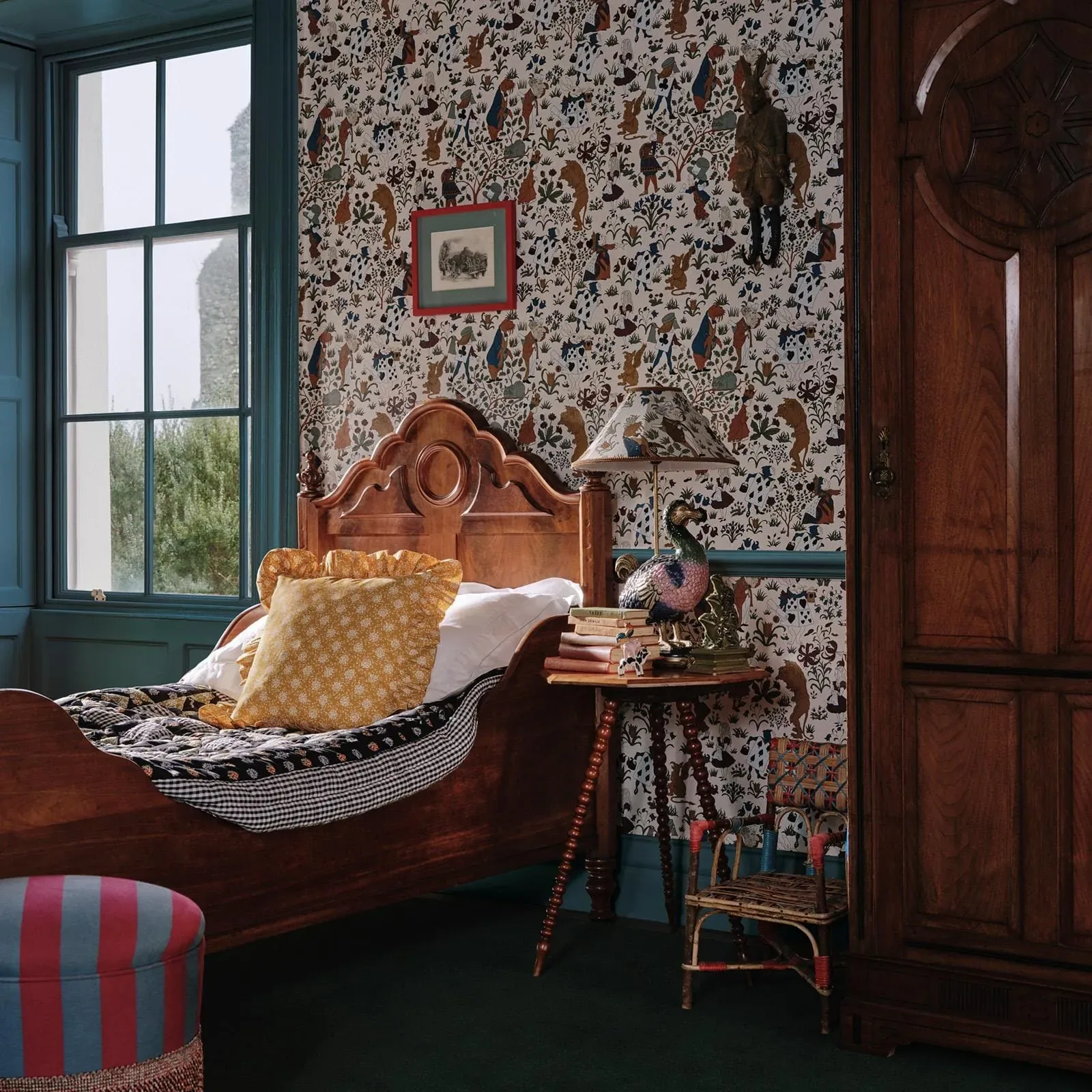 House of Hackney Alice In Wonderland wallpaper in Ecru – SKU 1-WA-ALI-DI-ACH-XXX