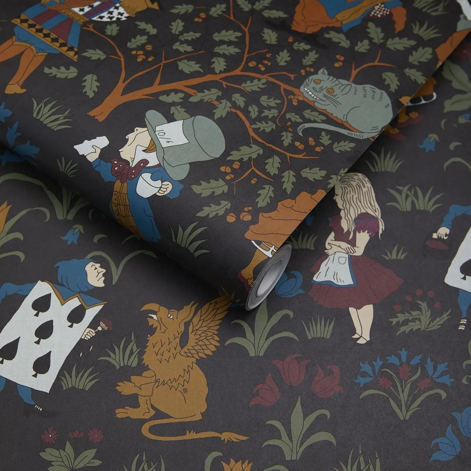 House of Hackney Alice In Wonderland wallpaper in Noir – SKU 1-WA-ALI-DI-NOI-XXX