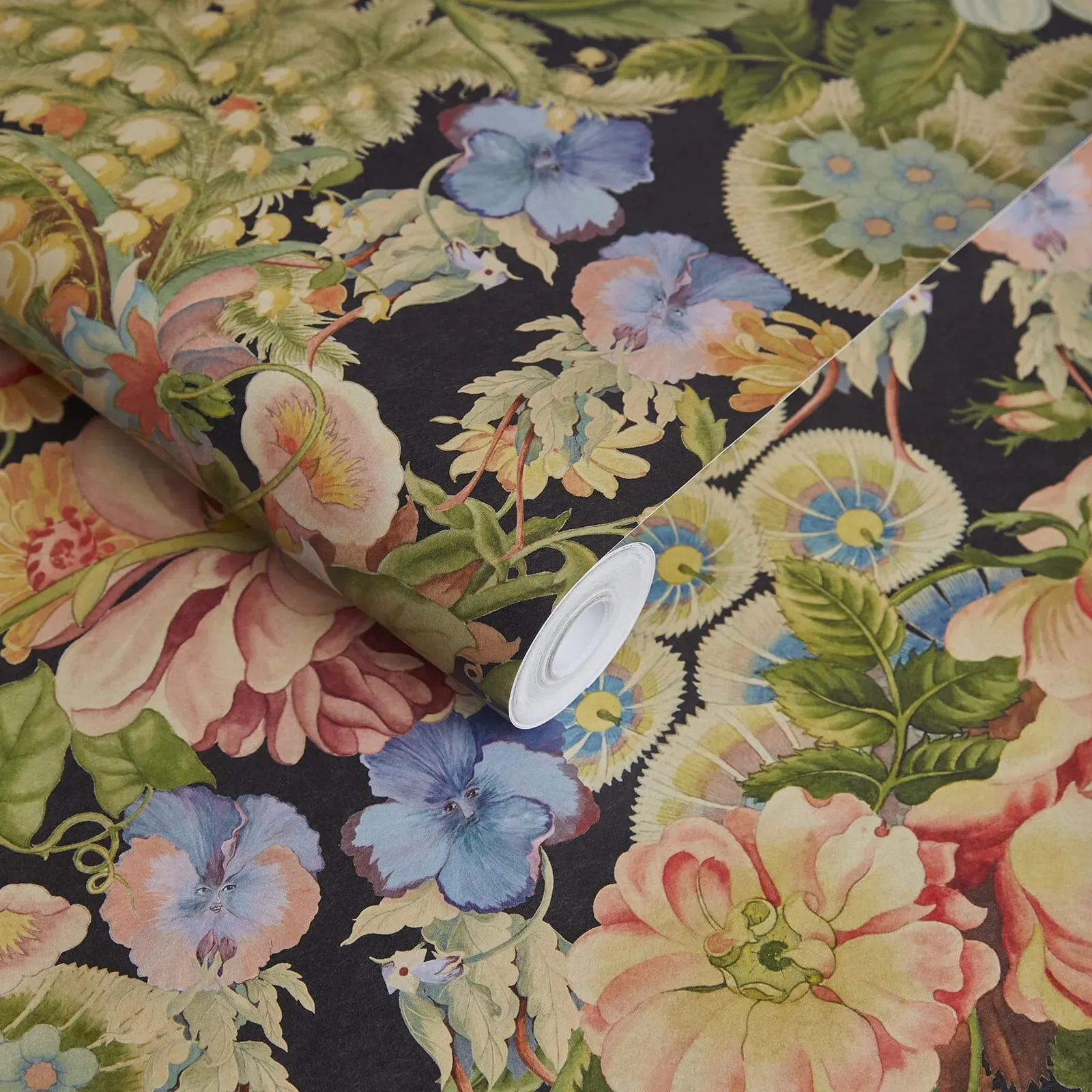 House of Hackney Amatoria Wallpaper – Noir | Wallpaper Twins House of Hackney Amatoria wallpaper in Noir – SKU 1-WA-AMT-DI-NOI-XXX