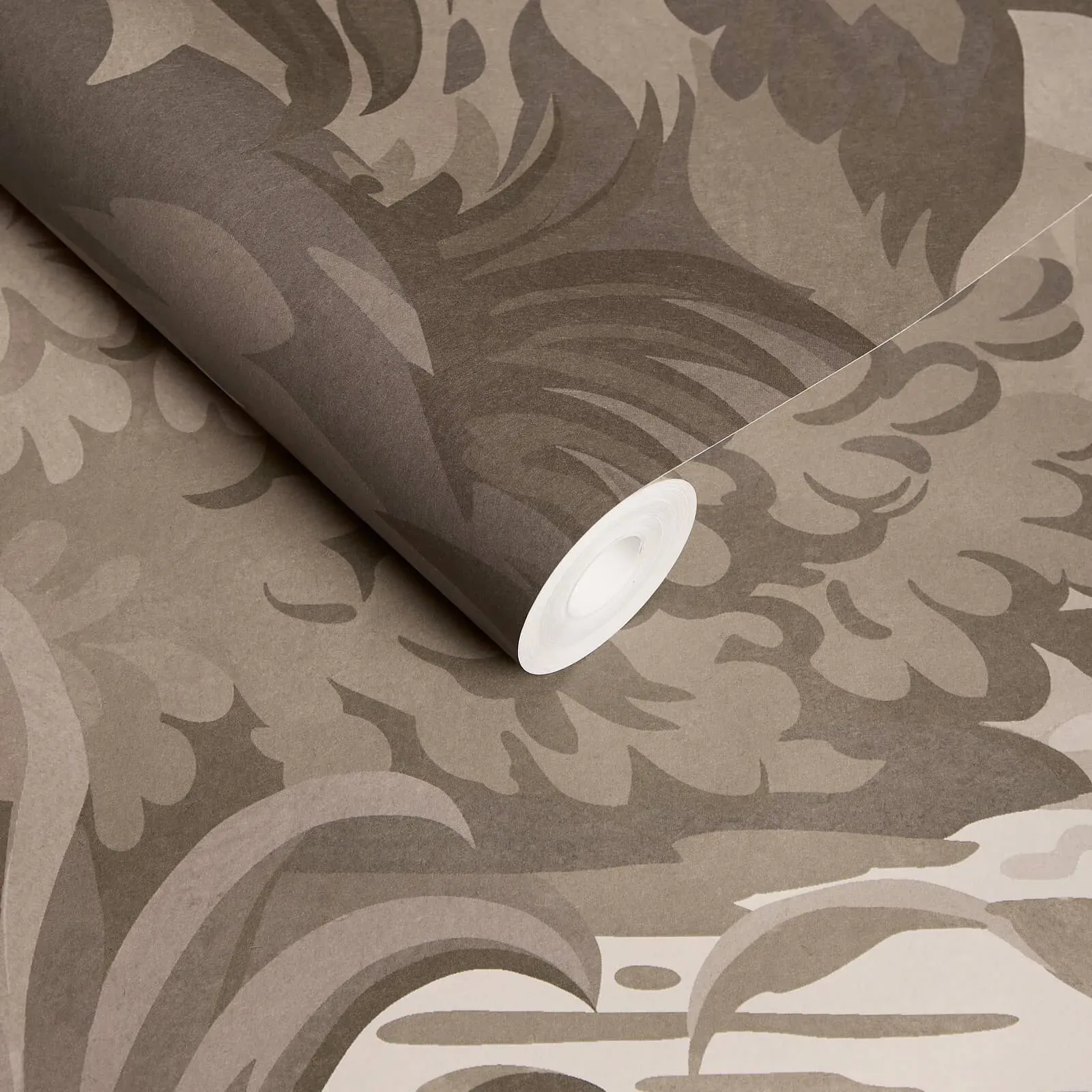 House of Hackney Arborea wallpaper in Earth – SKU 1-WA-ARB-DI-TRA-XXX