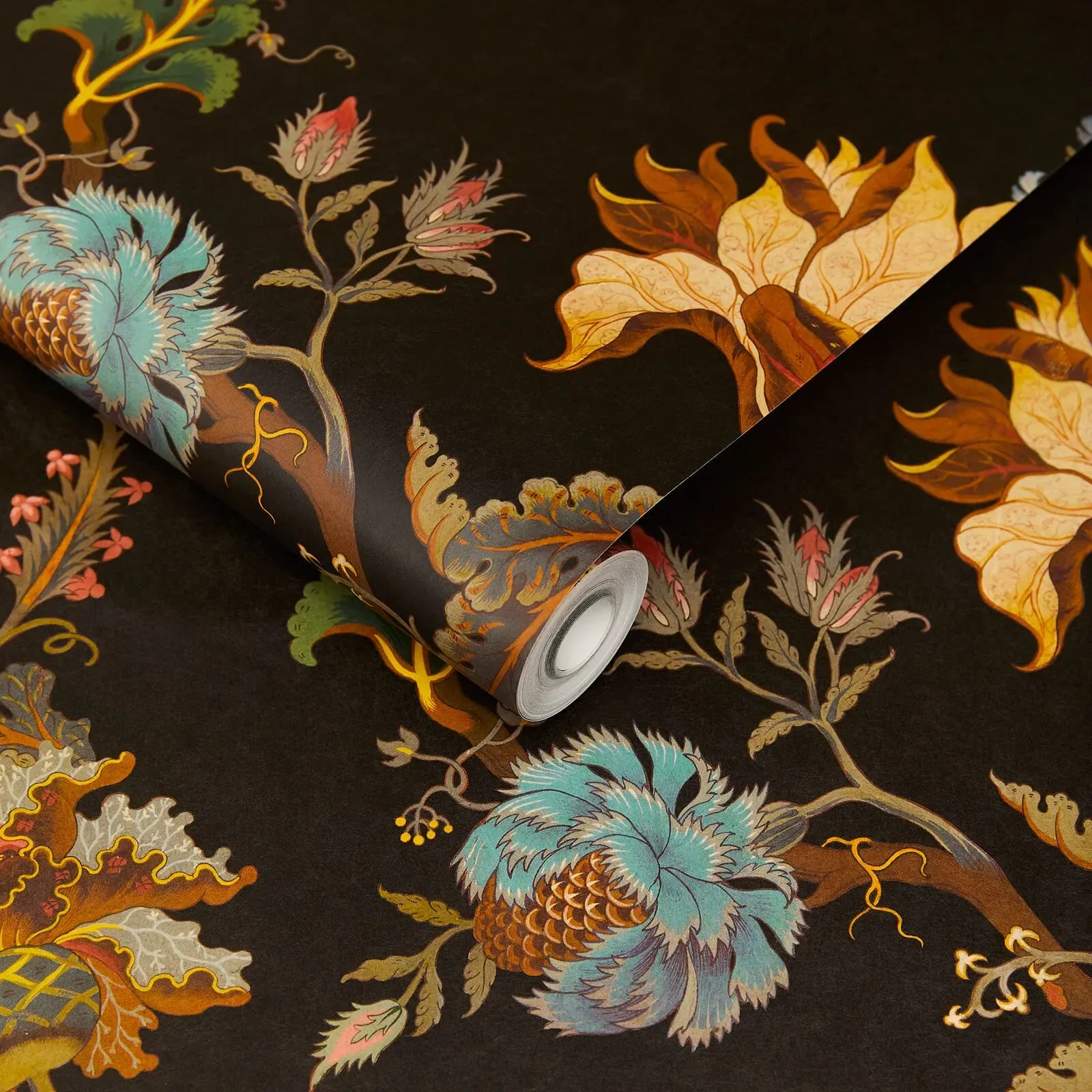 House of Hackney Artemis wallpaper in Black – SKU 1-WA-ART-DI-BLK-PBL