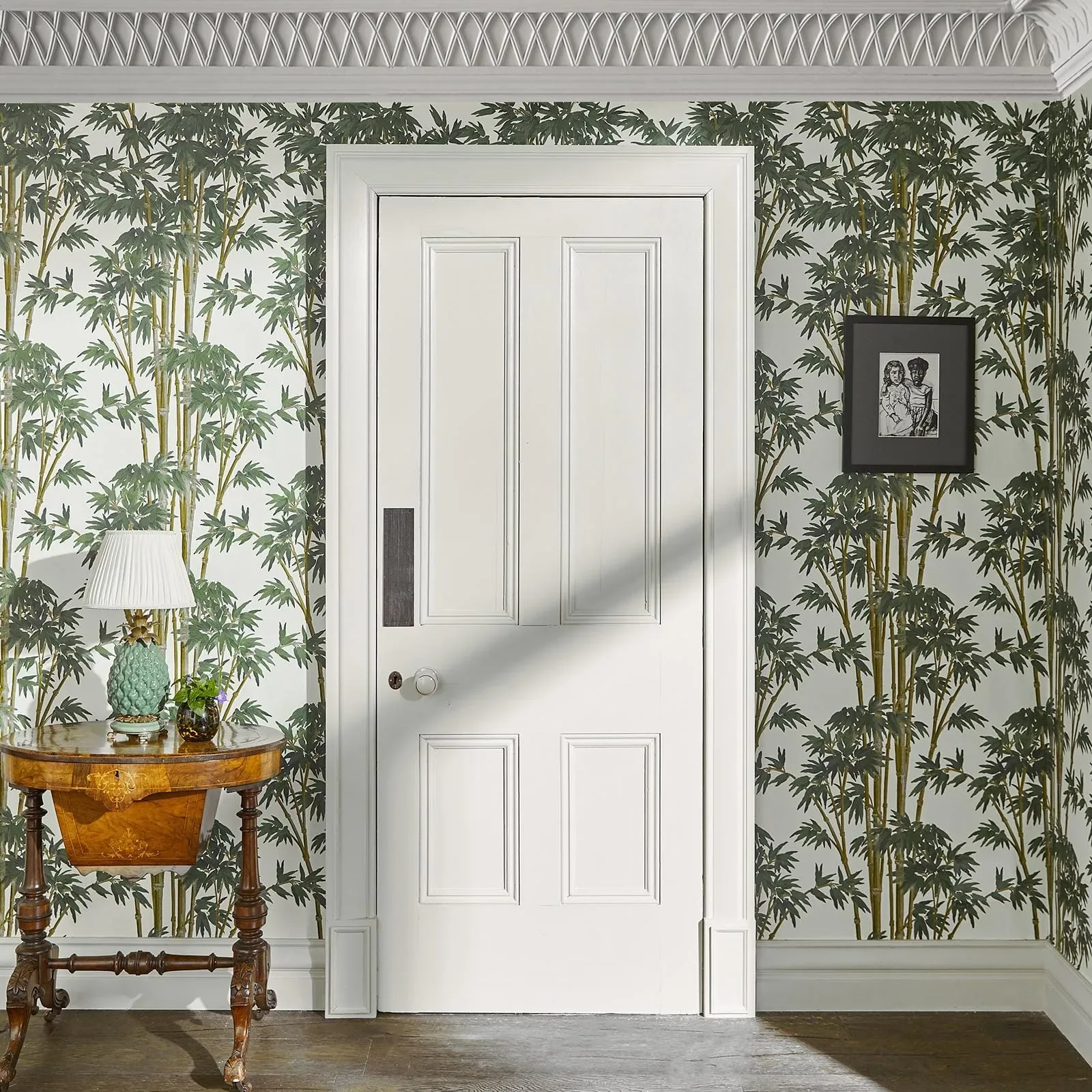 House of Hackney Bambusa wallpaper in Antique White – SKU 1-WA-BAM-DI-WHT-XXX