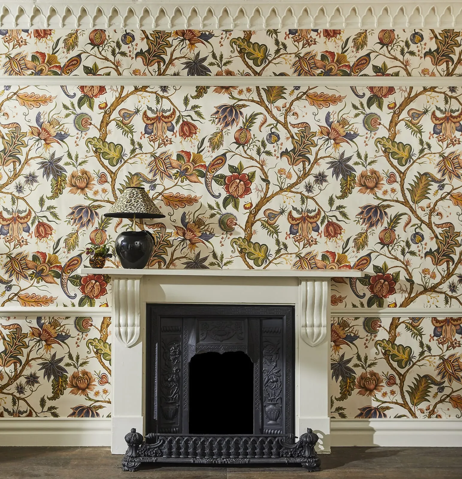 House of Hackney Damas wallpaper in Cream – SKU 1-WA-DAM-DI-CRM-XXX