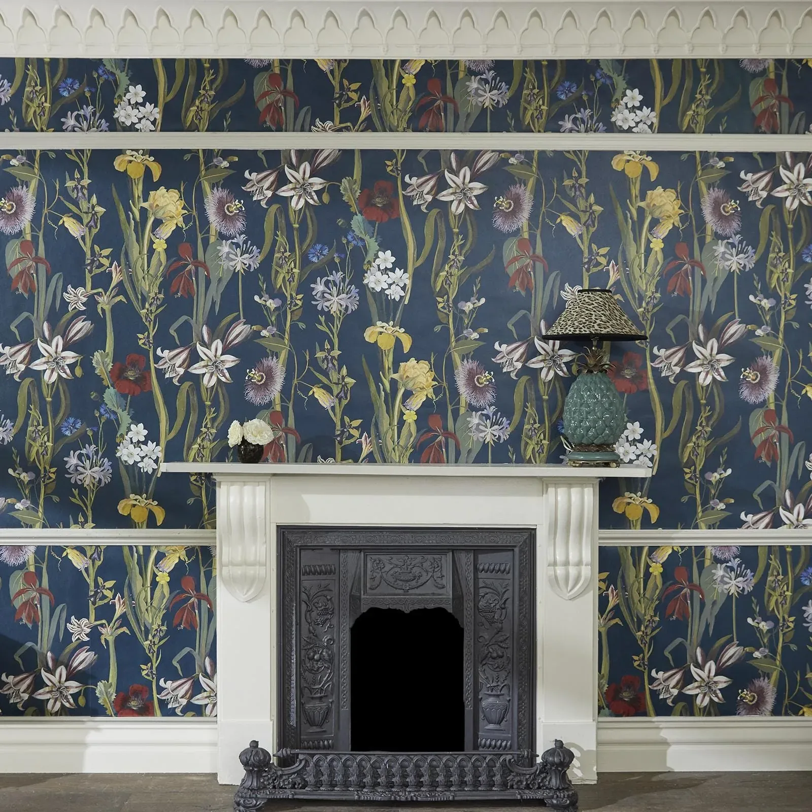 House of Hackney Flora Delanica wallpaper in Midnight – SKU 1-WA-DEL-DI-MID-XXX