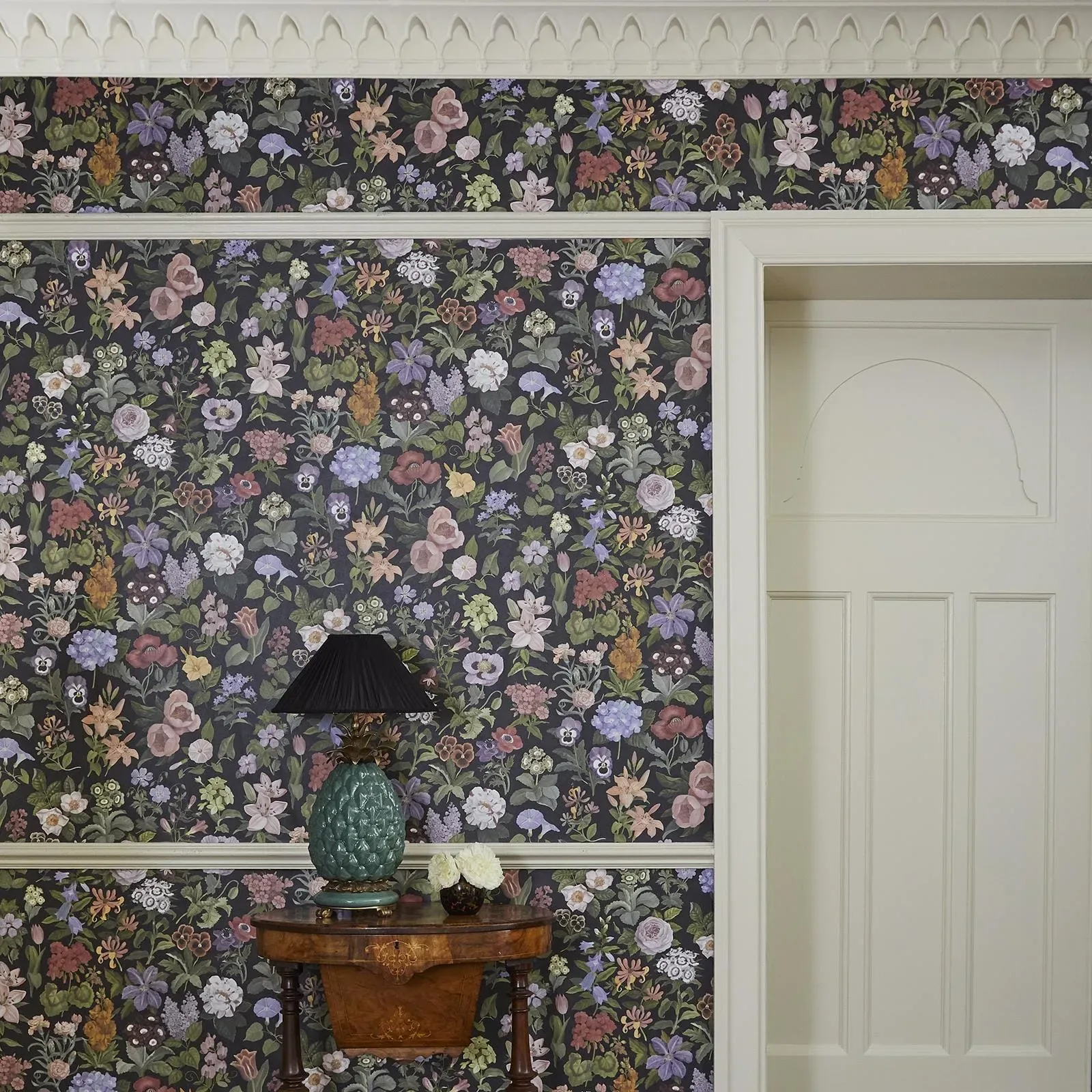 House of Hackney Floralia wallpaper in Noir – SKU 1-WA-FRA-DI-NOI-XXX