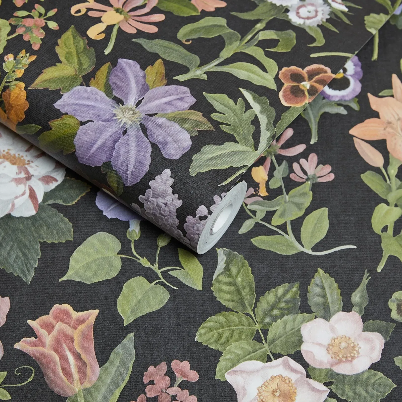 House of Hackney Floralia wallpaper in Noir – SKU 1-WA-FRA-DI-NOI-XXX