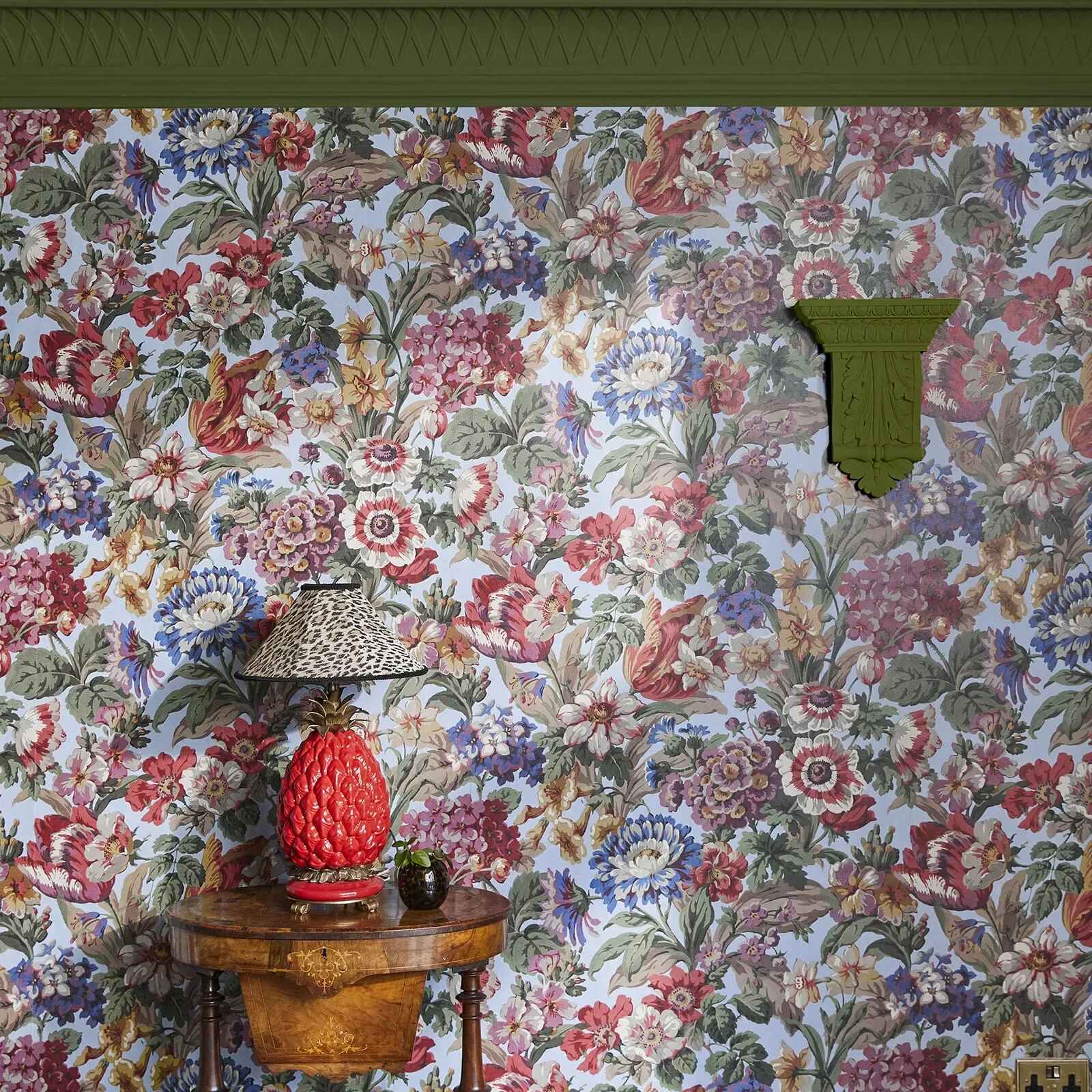 House of Hackney Florescence wallpaper in Azure – SKU 1-WA-FLS-DI-AZU-XXX
