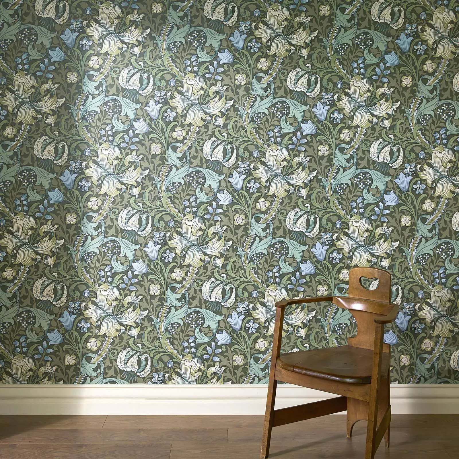 House of Hackney Golden Lily wallpaper in Verde – SKU 1-WA-GOL-DI-VER-XXX
