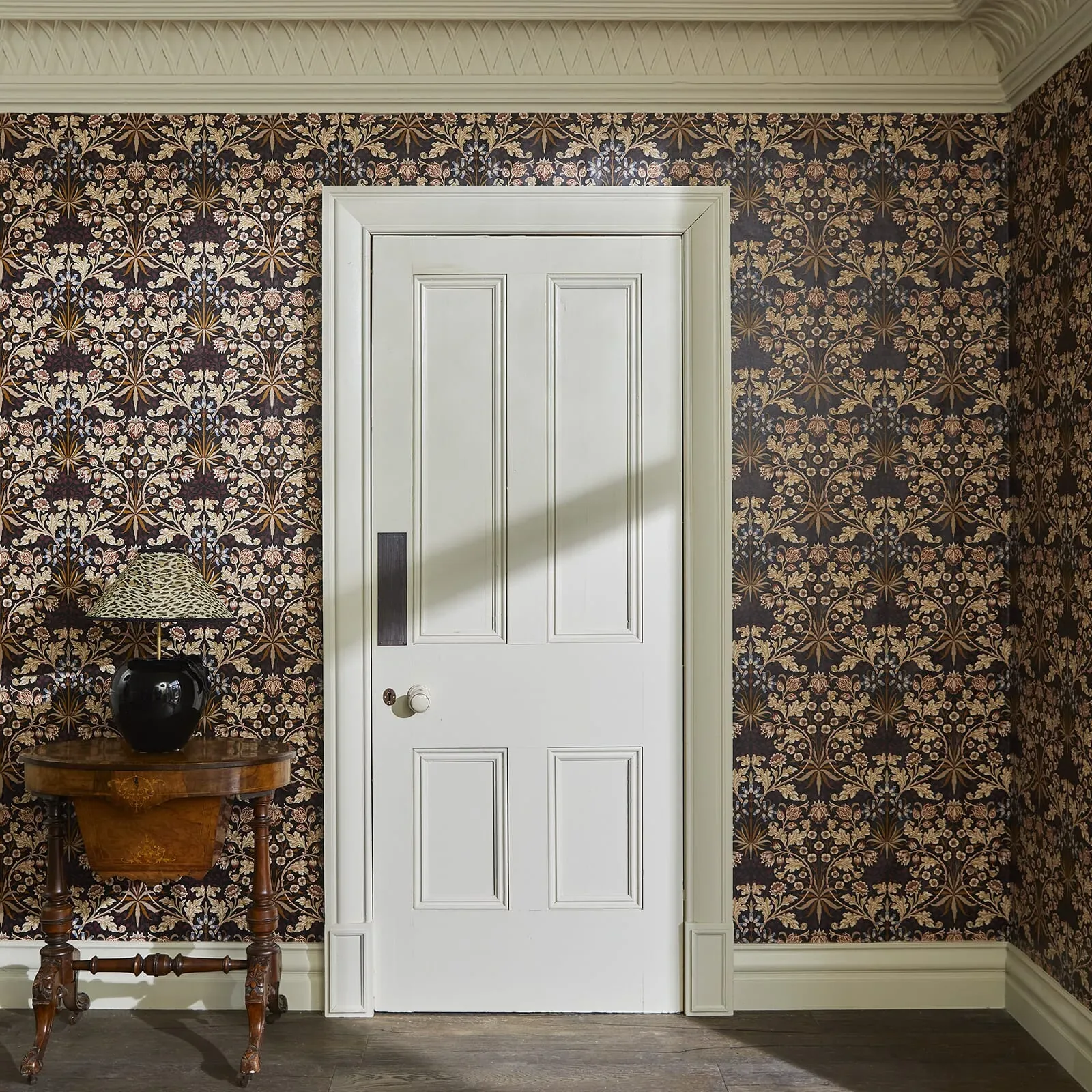 House of Hackney Hyacinth Wallpaper – Black | Wallpaper Twins House of Hackney Hyacinth wallpaper in Black – SKU 1-WA-HYA-DI-BLK-XXX