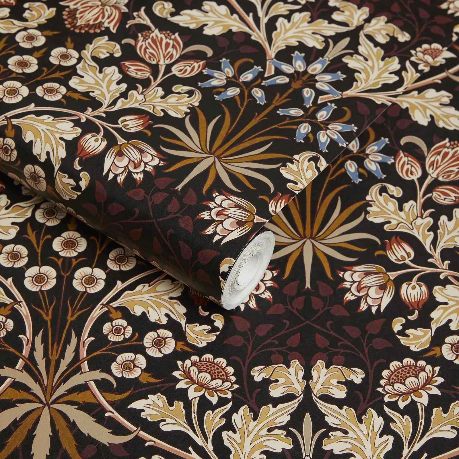 House of Hackney Hyacinth Wallpaper – Black | Wallpaper Twins House of Hackney Hyacinth wallpaper in Black – SKU 1-WA-HYA-DI-BLK-XXX