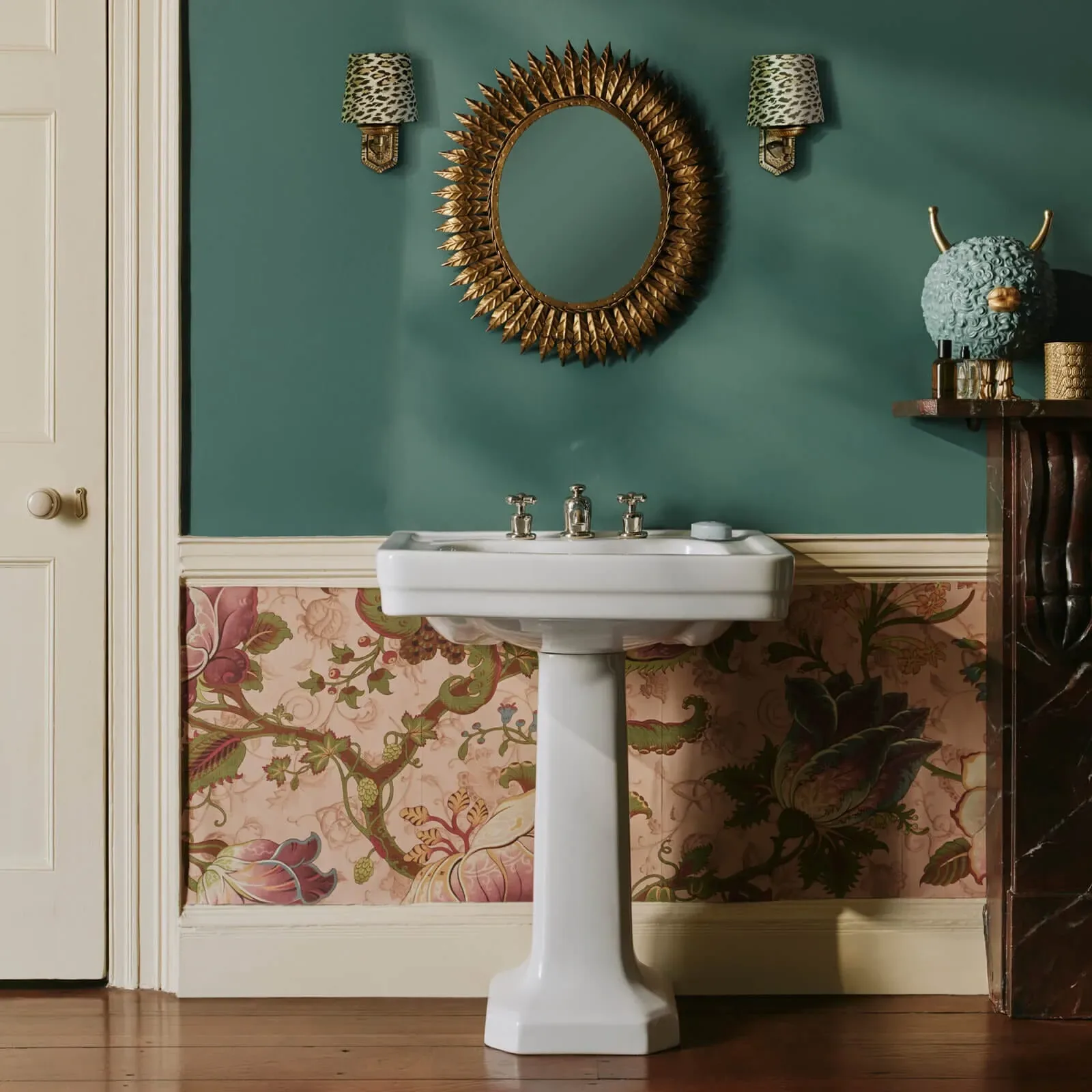 House of Hackney Meliora wallpaper in Tourmaline – SKU 1-WA-MEL-DI-TOU-XXX