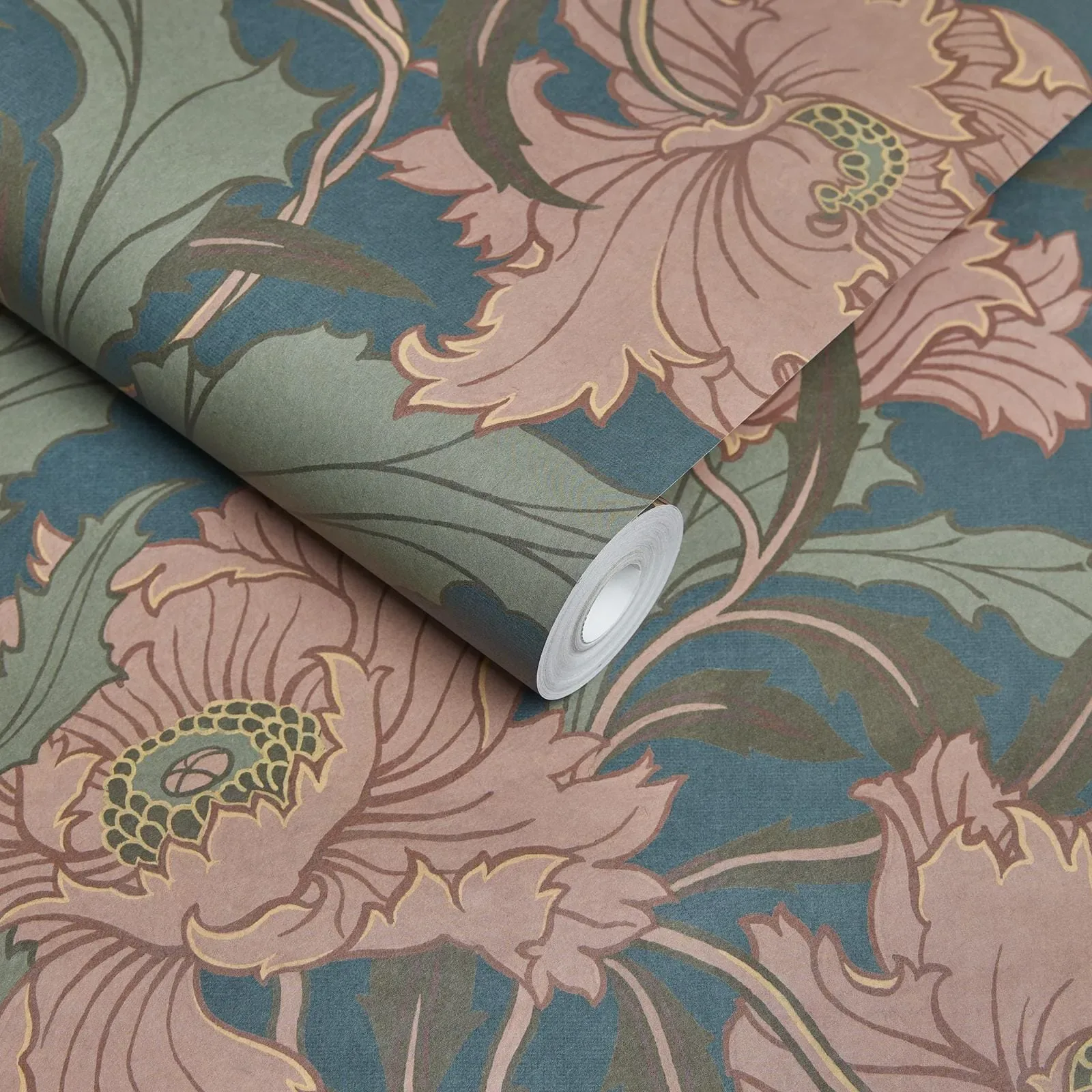 House of Hackney Minerva wallpaper in Apatite – SKU 1-WA-MIN-DI-APA-XXX