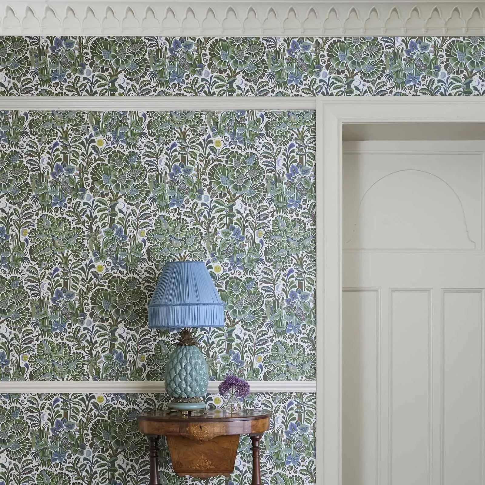 House of Hackney Moon Garden Wallpaper – Verde | Wallpaper Twins House of Hackney Moon Garden wallpaper in Verde – SKU 1-WA-MOG-DI-VER-XXX