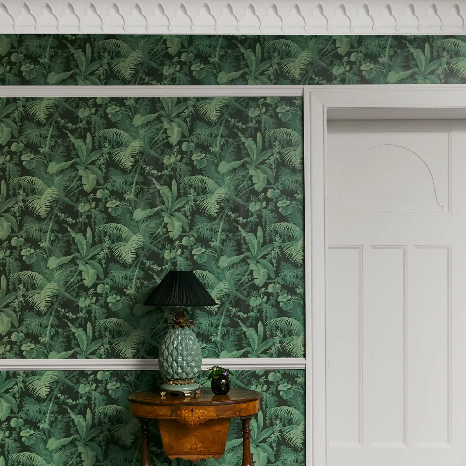 House of Hackney Pampas Wallpaper – Noir | Wallpaper Twins House of Hackney Pampas wallpaper in Noir – SKU 1-WA-PAM-DI-NOI-XXX