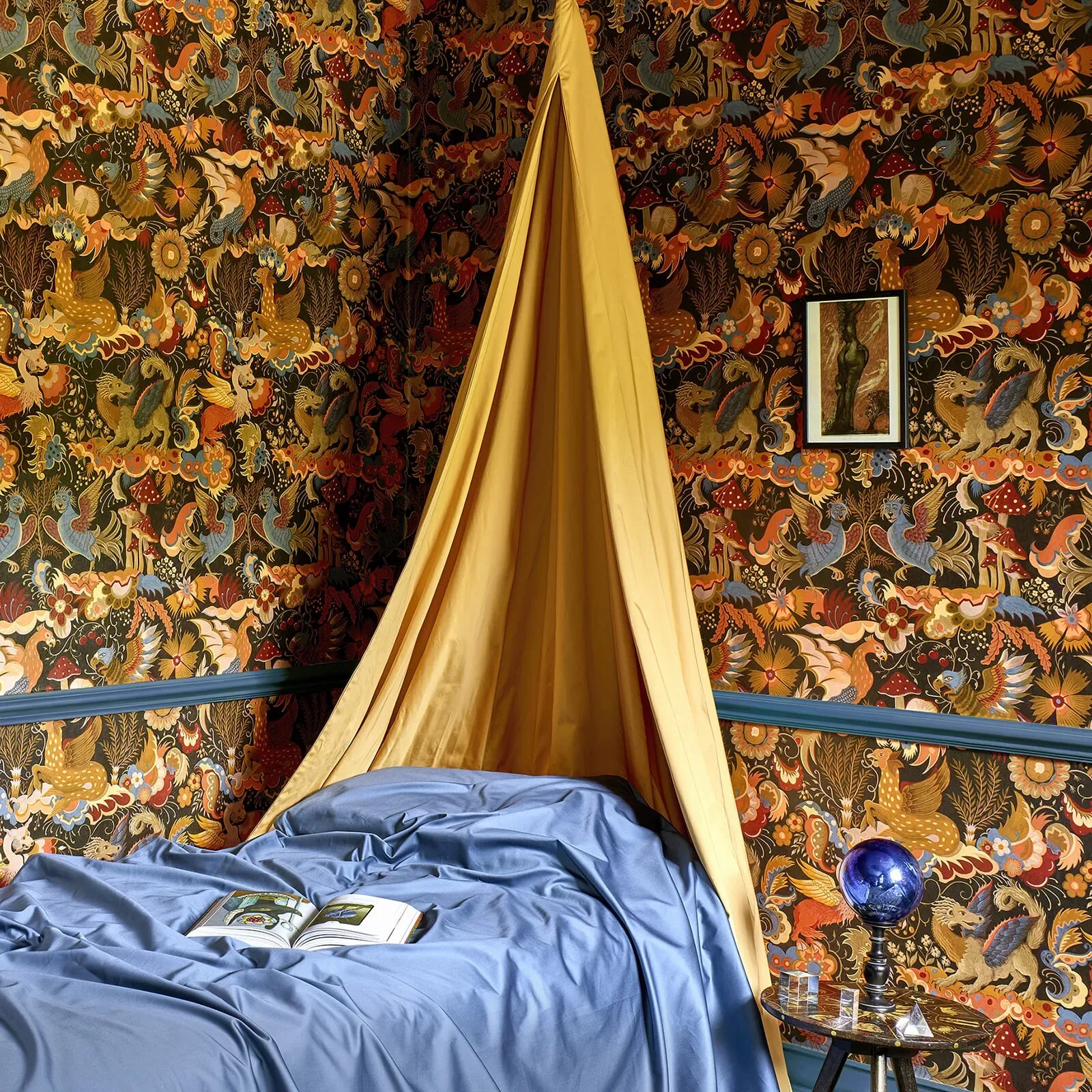 House of Hackney Phantasia Wallpaper – Selenite Orange | Wallpaper Twins House of Hackney Phantasia wallpaper in Selenite Orange – SKU 1-WA-PHA-DI-SEL-XXX