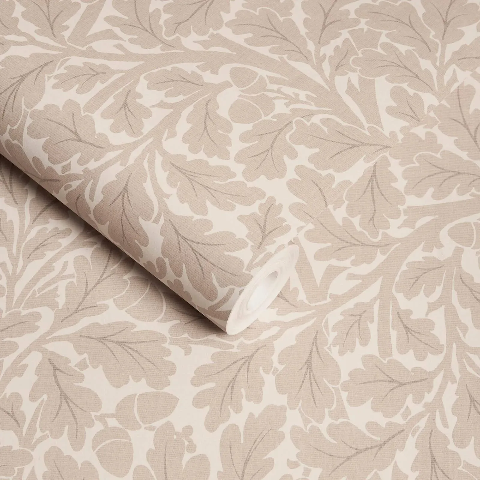House of Hackney Quercus Wallpaper – Astrantia | Wallpaper Twins House of Hackney Quercus wallpaper in Astrantia – SKU 1-WA-QUE-DI-ASA-XXX