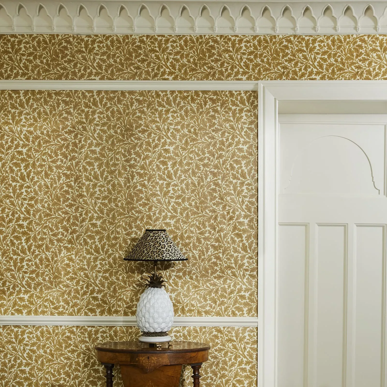 House of Hackney Quercus wallpaper in Auric – SKU 1-WA-QUE-DI-AUT-XXX