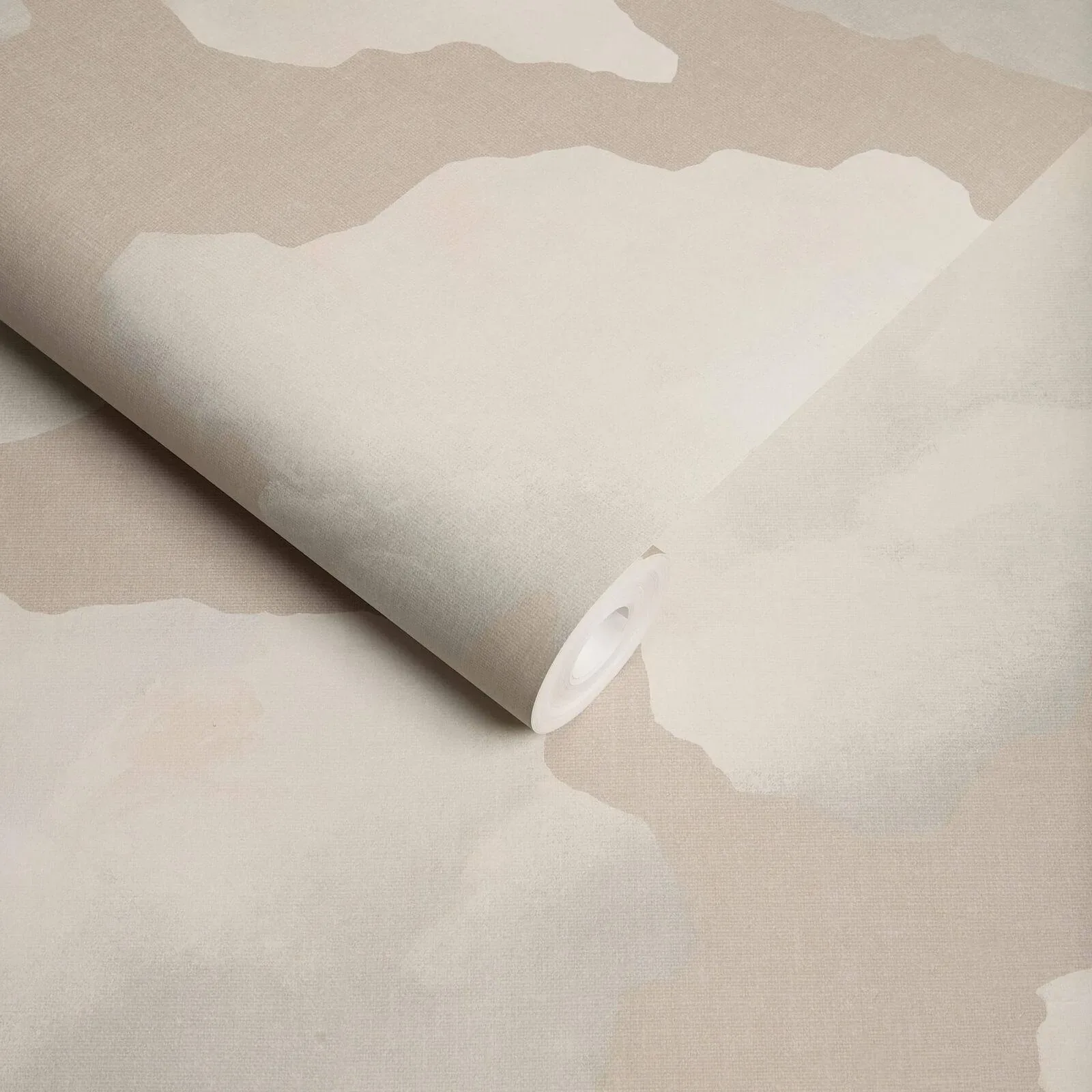 House of Hackney Stratus Wallpaper – Amanita | Wallpaper Twins House of Hackney Stratus wallpaper in Amanita – SKU 1-WA-STA-DI-ANT-XXX