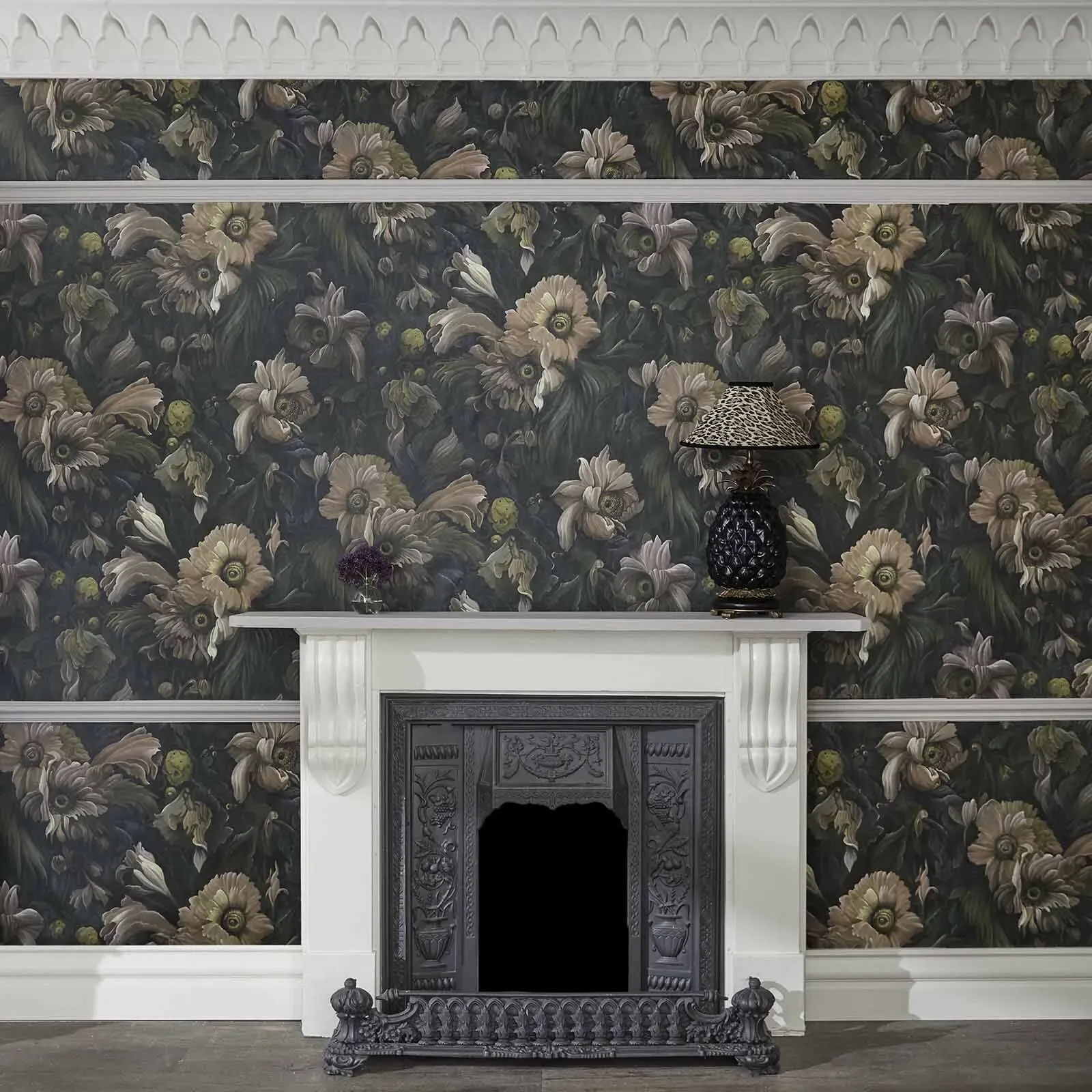 House of Hackney Umbra wallpaper in Verde – SKU 1-WA-UBR-DI-VER-XXX
