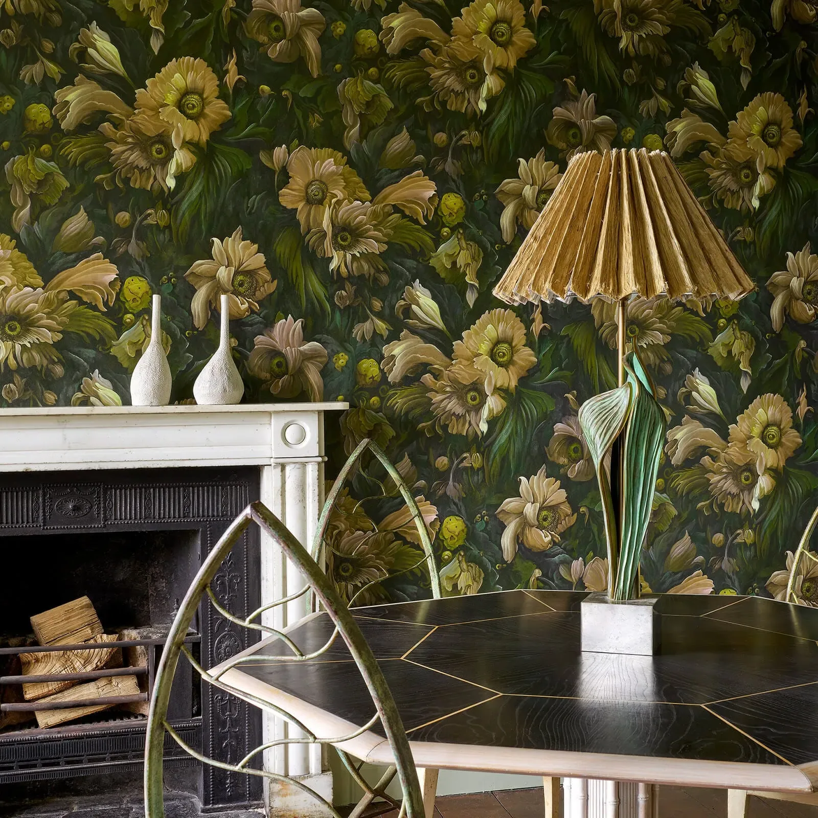 House of Hackney Umbra wallpaper in Verde – SKU 1-WA-UBR-DI-VER-XXX