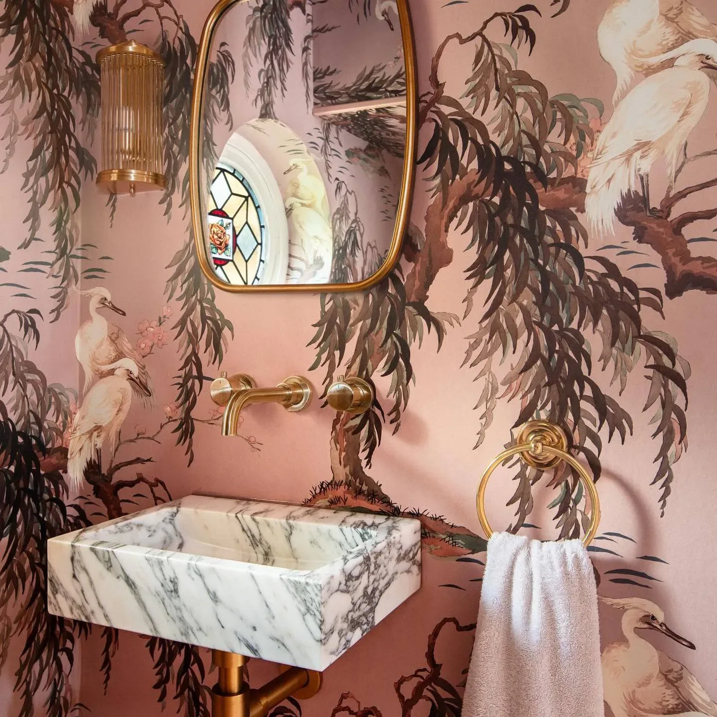 House of Hackney Zeus Wallpaper – Blush | Wallpaper Twins House of Hackney Zeus wallpaper in Blush – SKU 1-WA-ZEU-DI-BLS-XXX