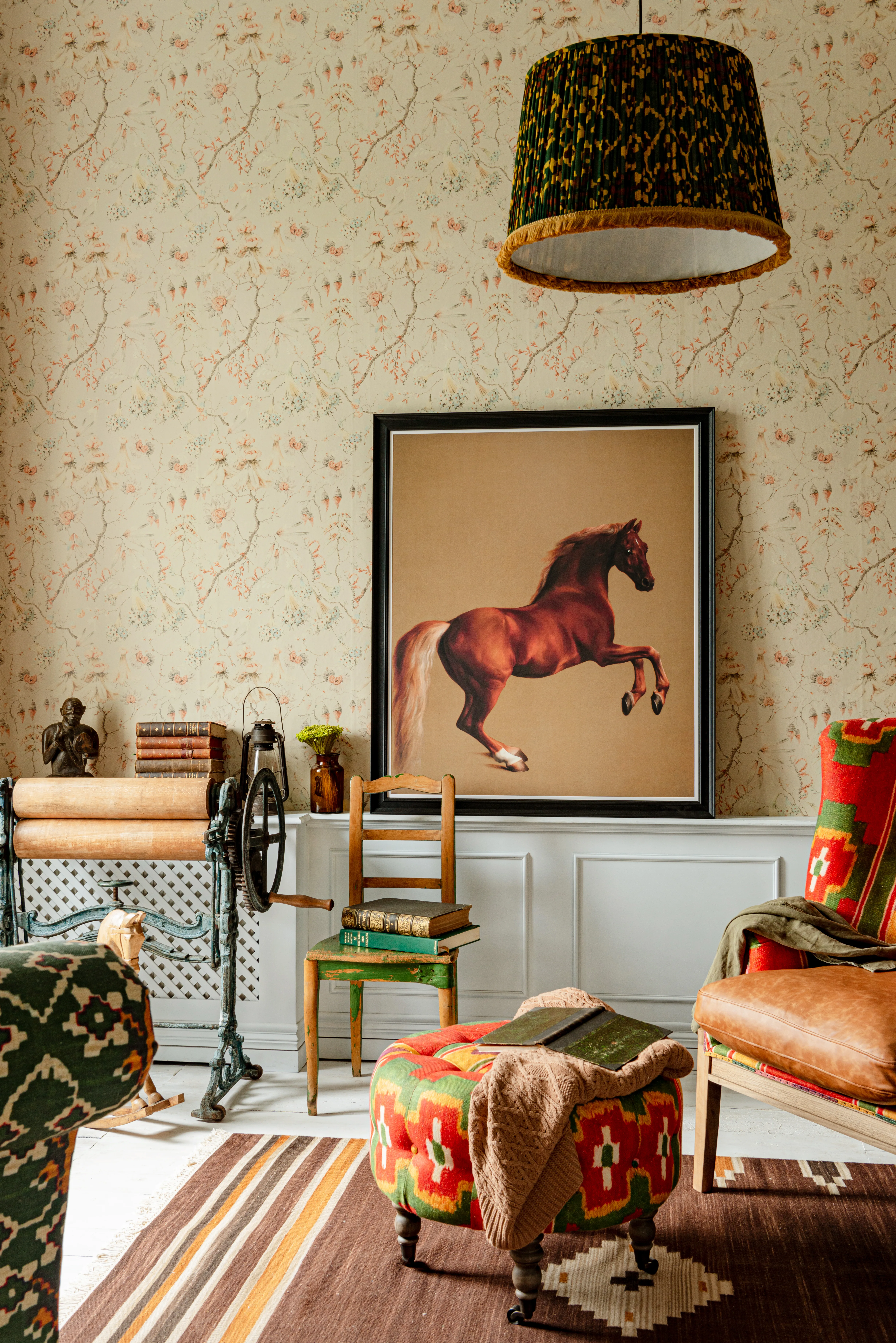MINDTHEGAP GRANDMA'S TAPESTRY Bluewash wallpaper (WP30018)