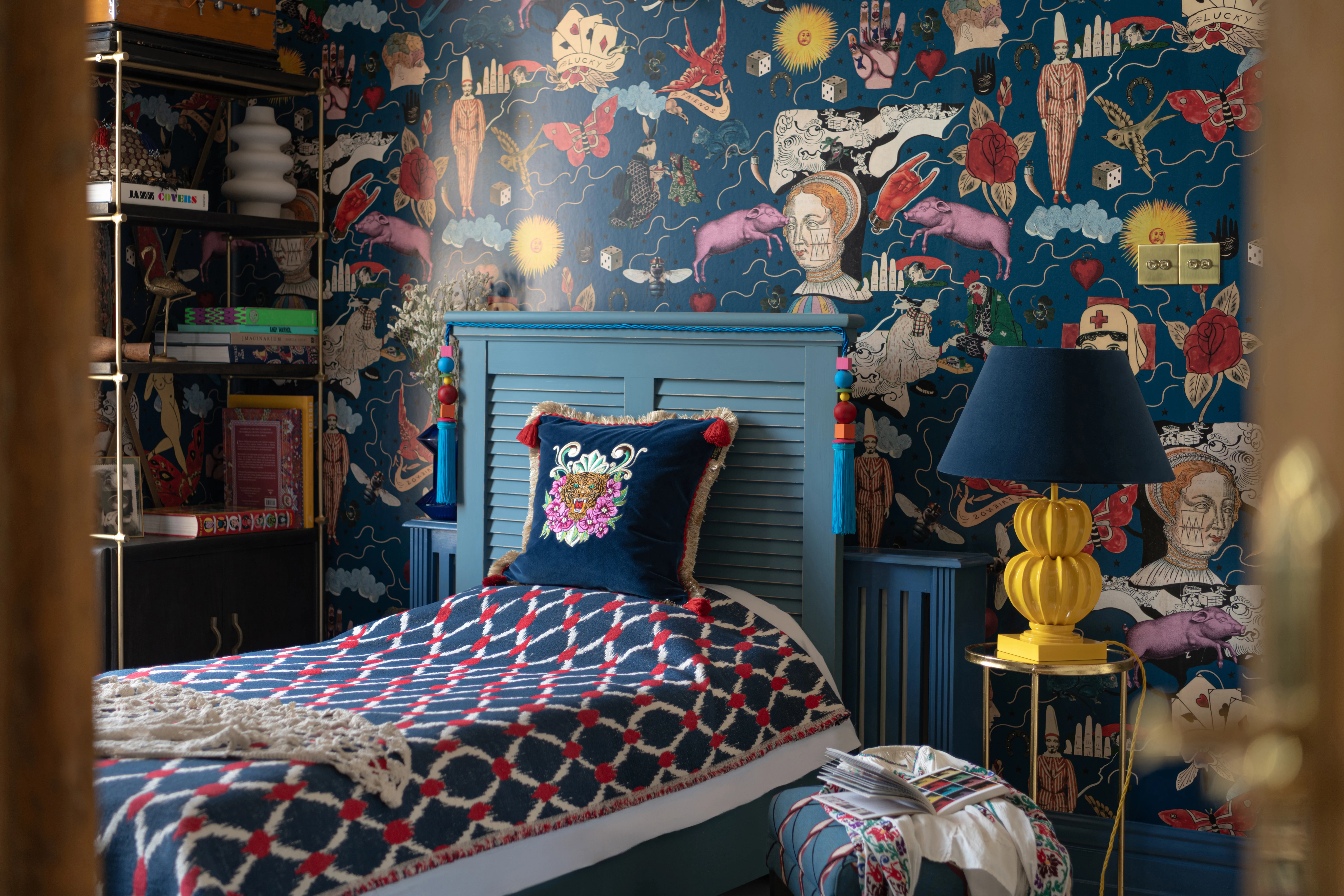 MINDTHEGAP ILLUSIONARY DAYTIME Blue wallpaper (WP20617)