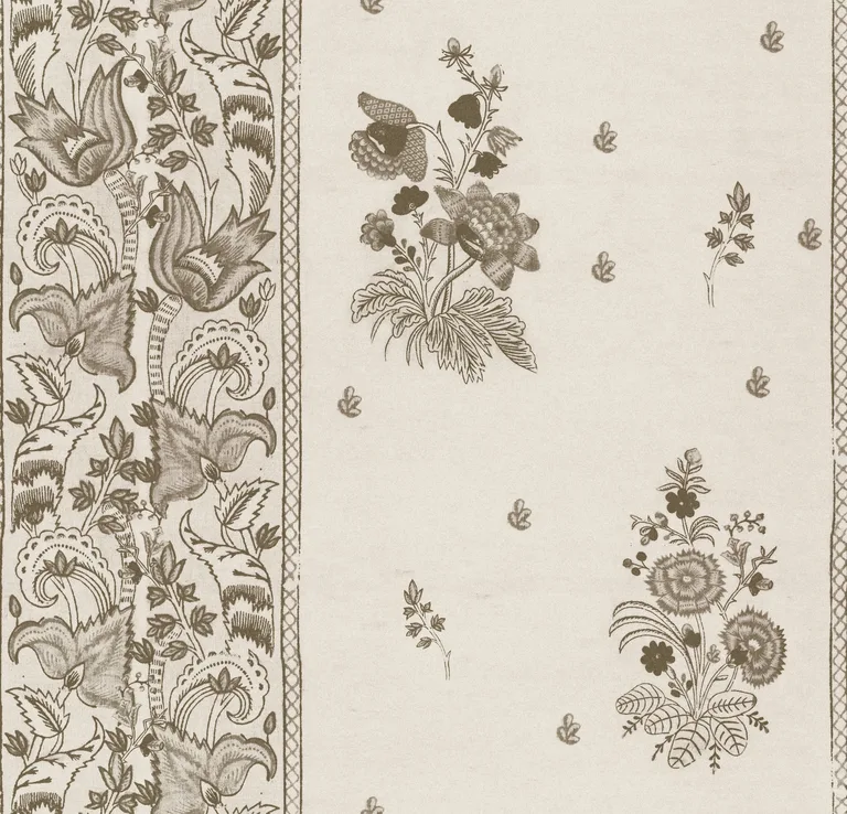 MINDTHEGAP KOROND FLORAL Dune wallpaper (WP30023)