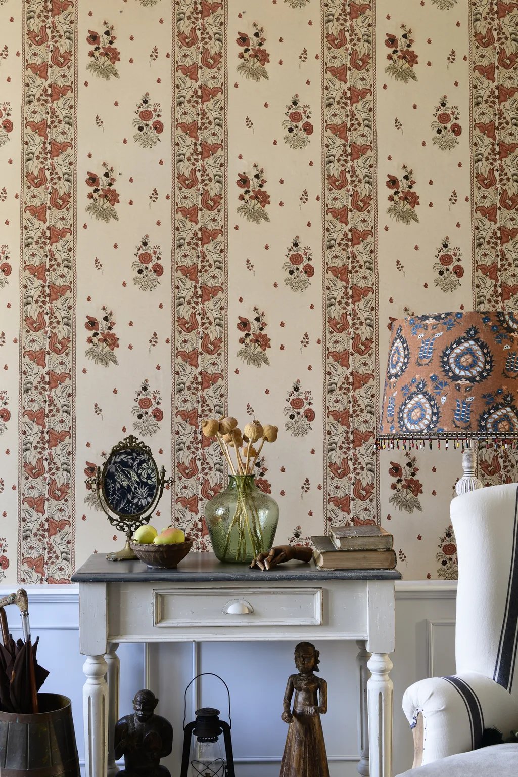 MINDTHEGAP KOROND FLORAL Leather wallpaper (WP30025)