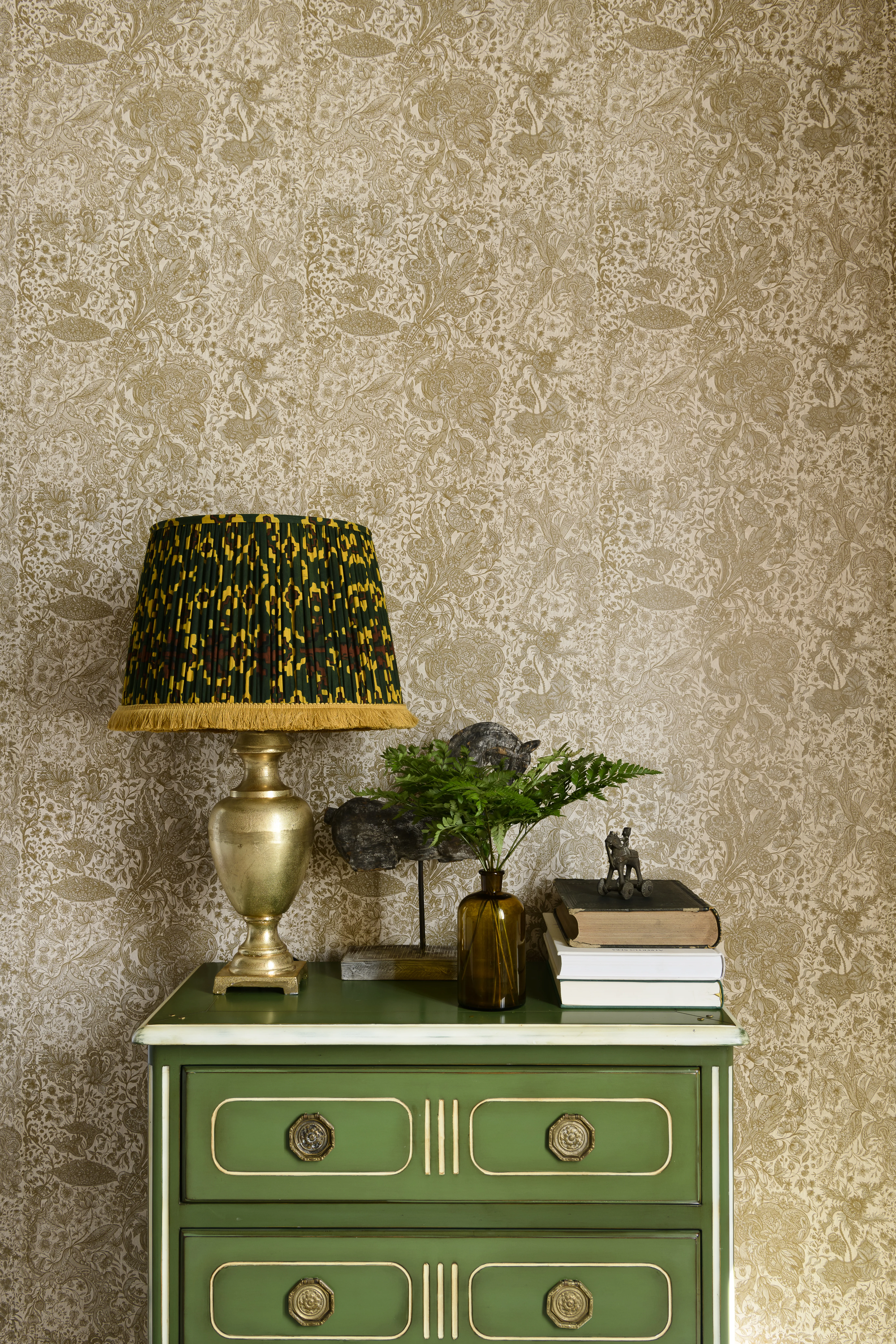 MINDTHEGAP SARKOZI EMBROIDERY Taupe wallpaper (WP30028)