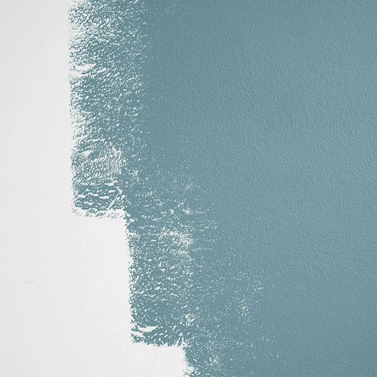 Schumacher Novelty Wave paint swatch – warm blue