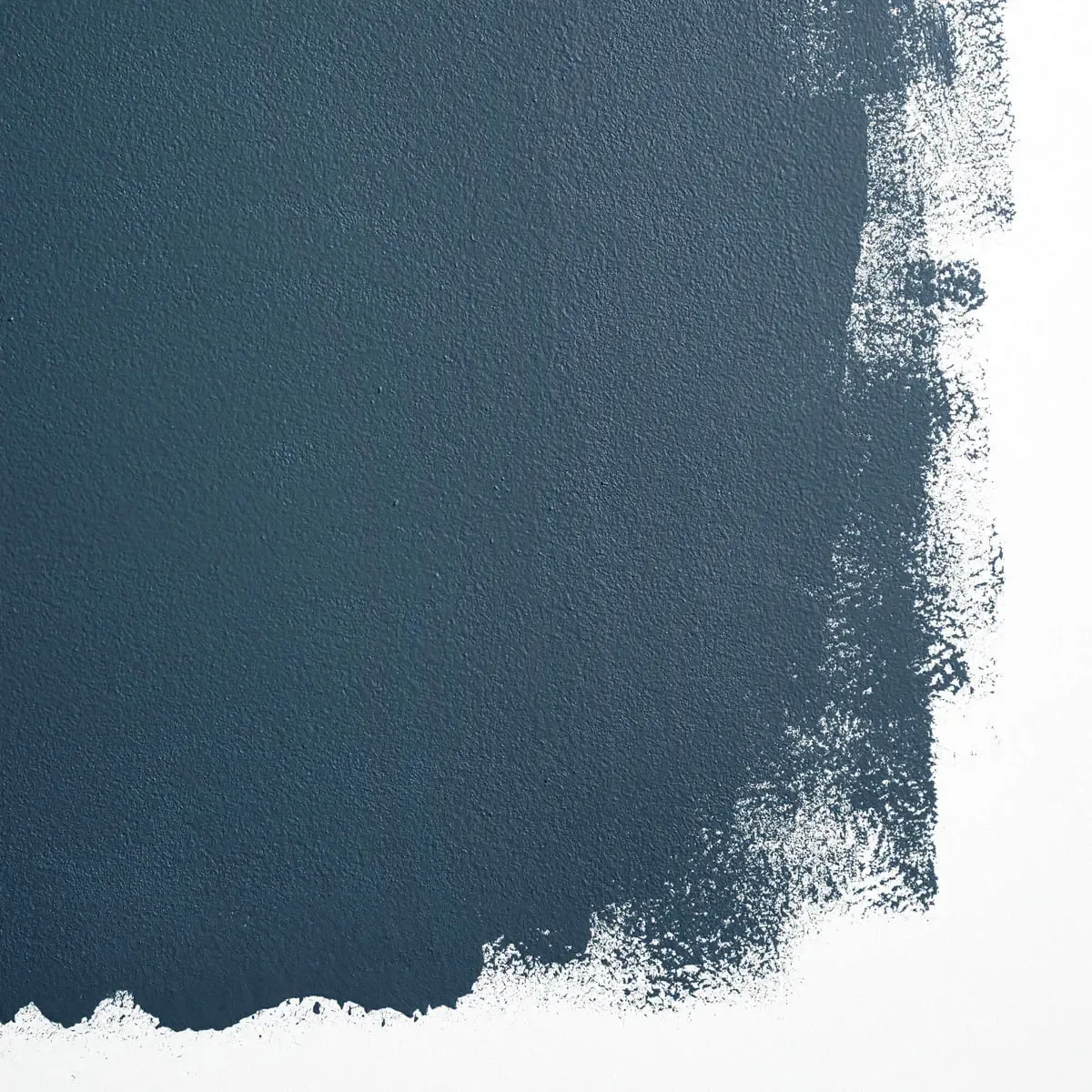Schumacher School Blazer Blue paint swatch – deep navy blue