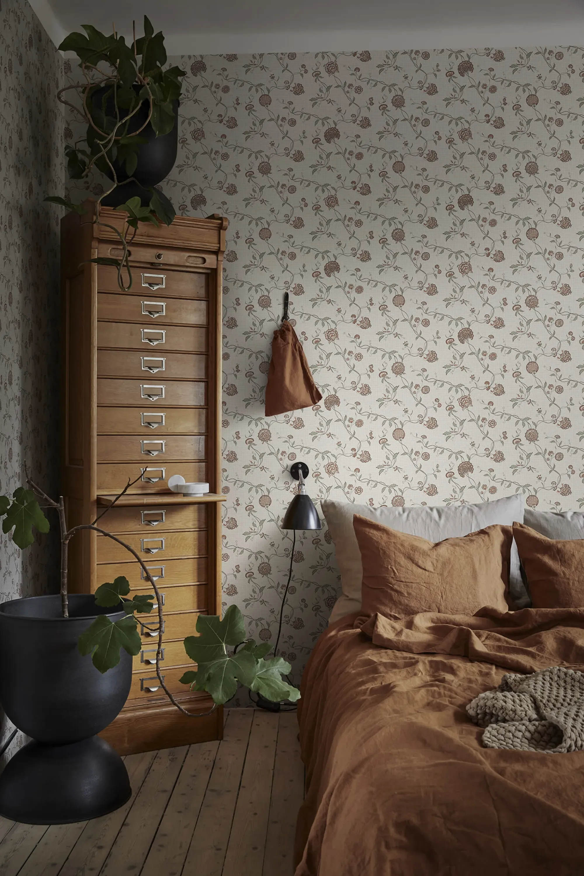 Sandberg Adelaide in Terracotta wallpaper (S10266)