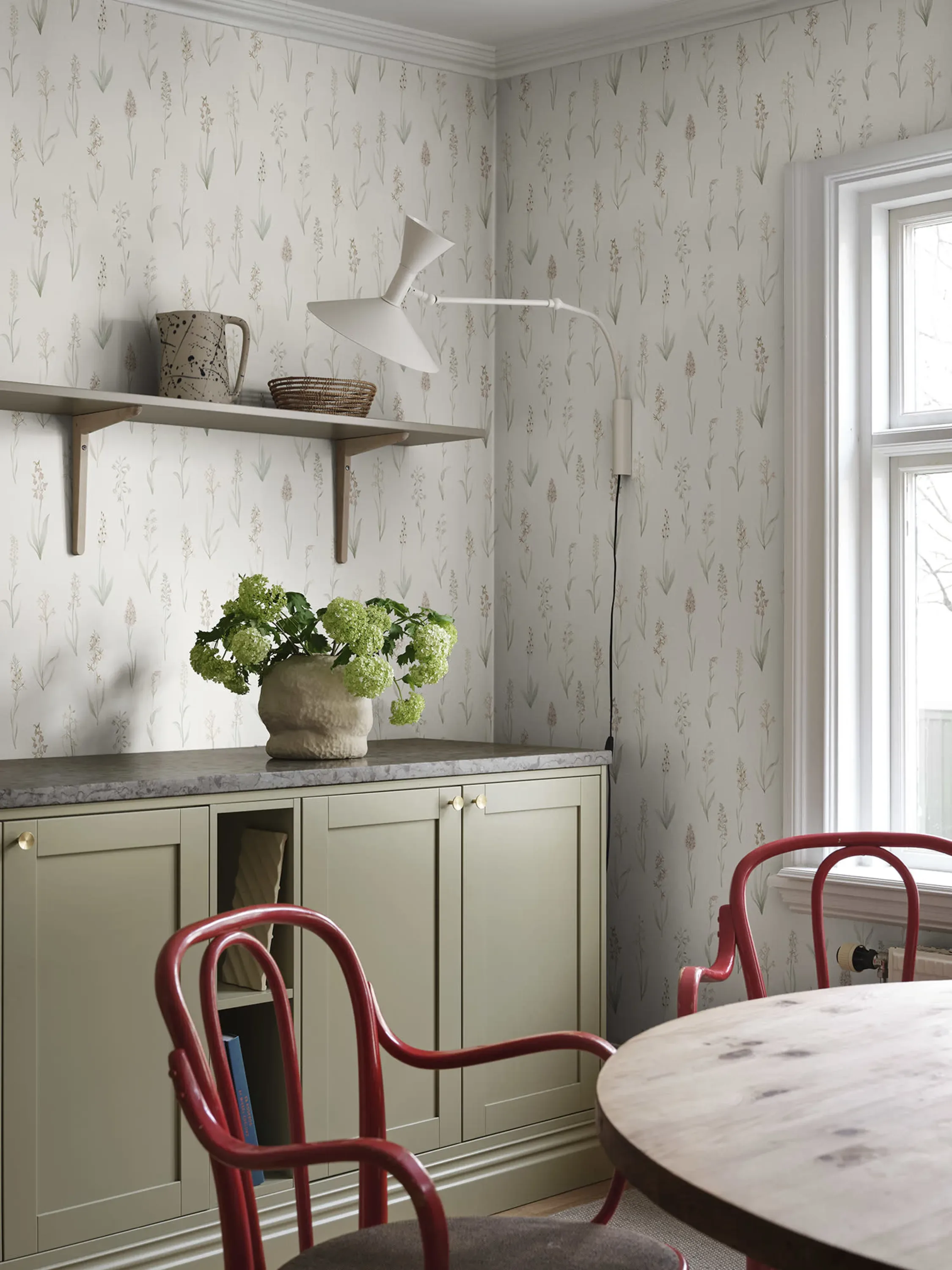 Sandberg Alma in Blush wallpaper (S10334)