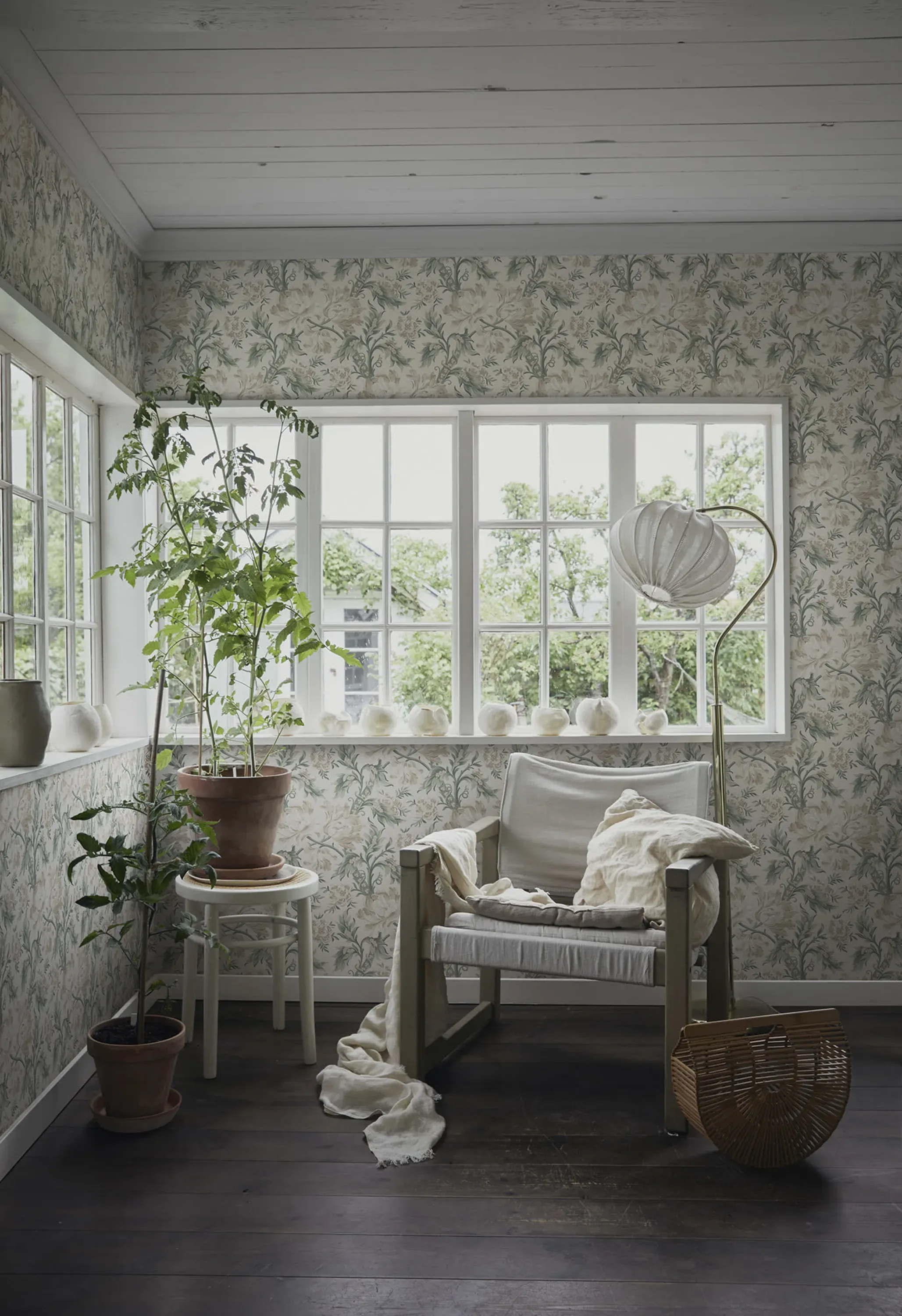 Sandberg Amelia in Eggshell wallpaper (S10252)