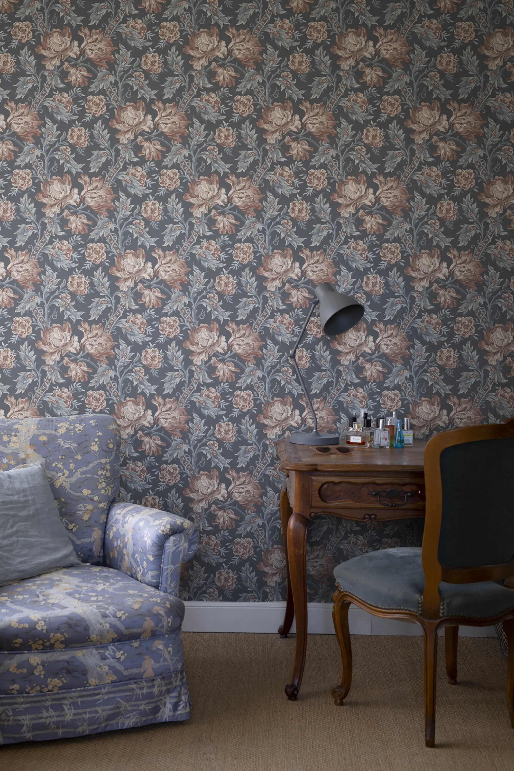 Sandberg Amelia in Indigo Blue wallpaper (S10253)