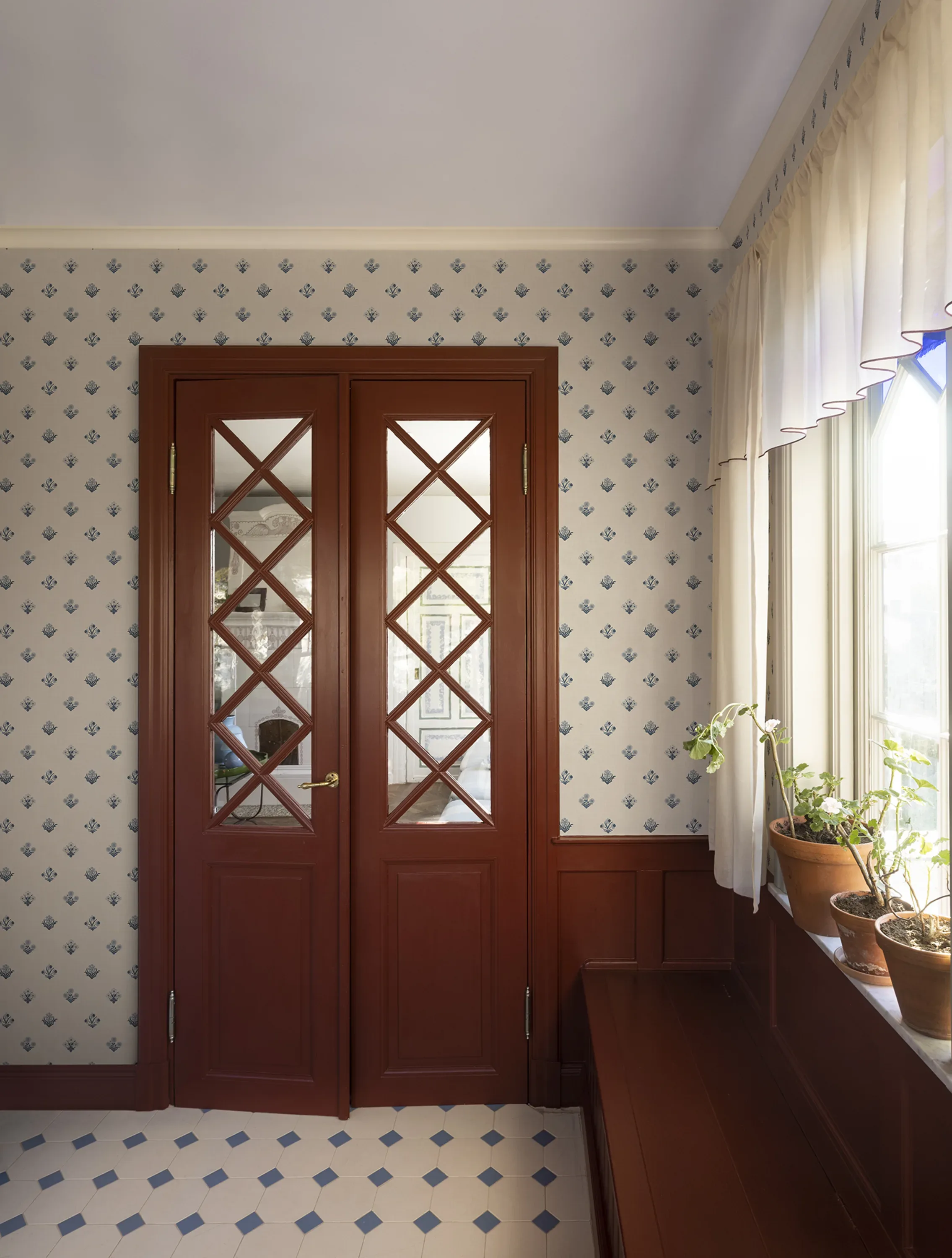 Sandberg Amy in Blue wallpaper (S10817)