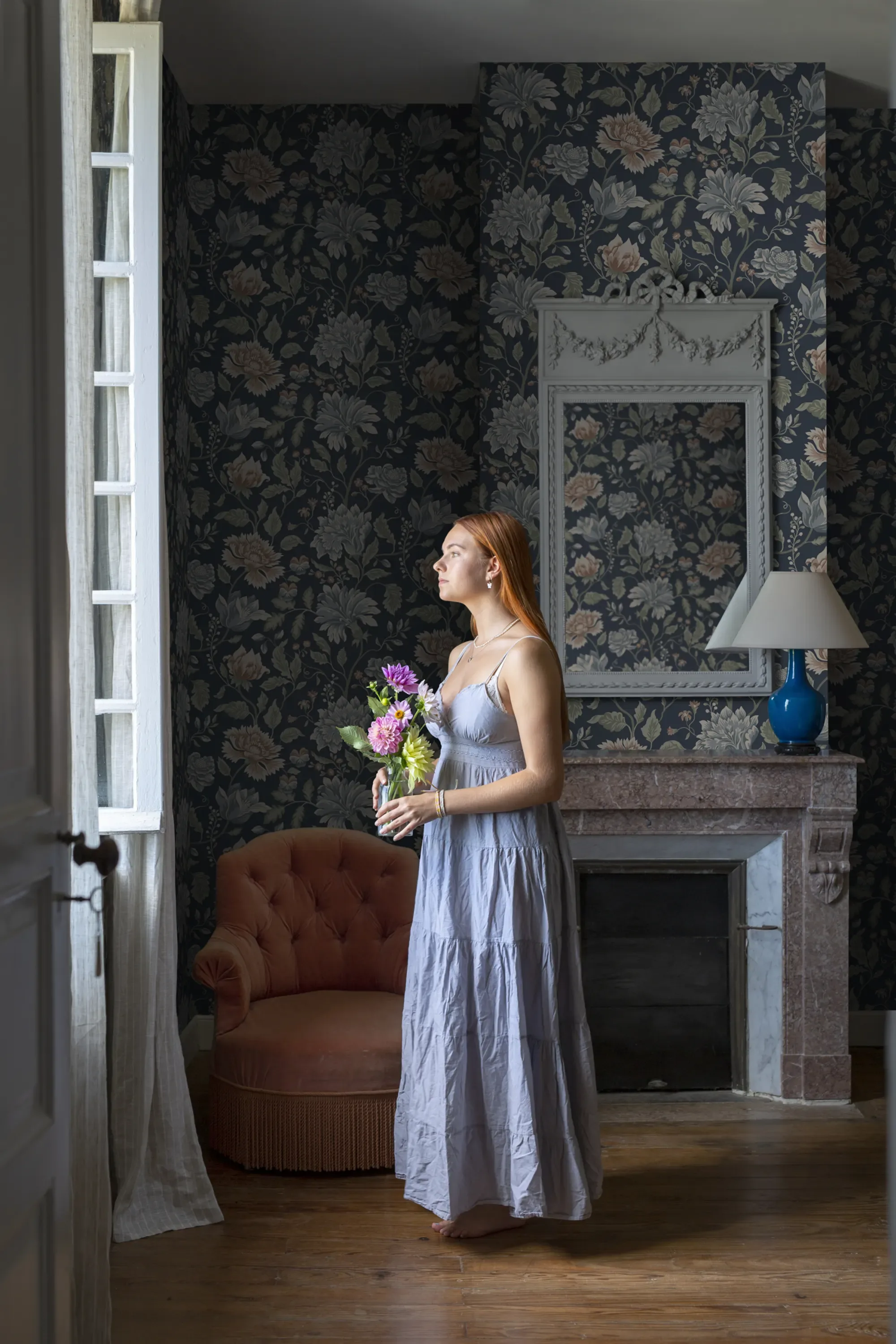 Sandberg Annabelle in Classic Blue wallpaper (S10263)