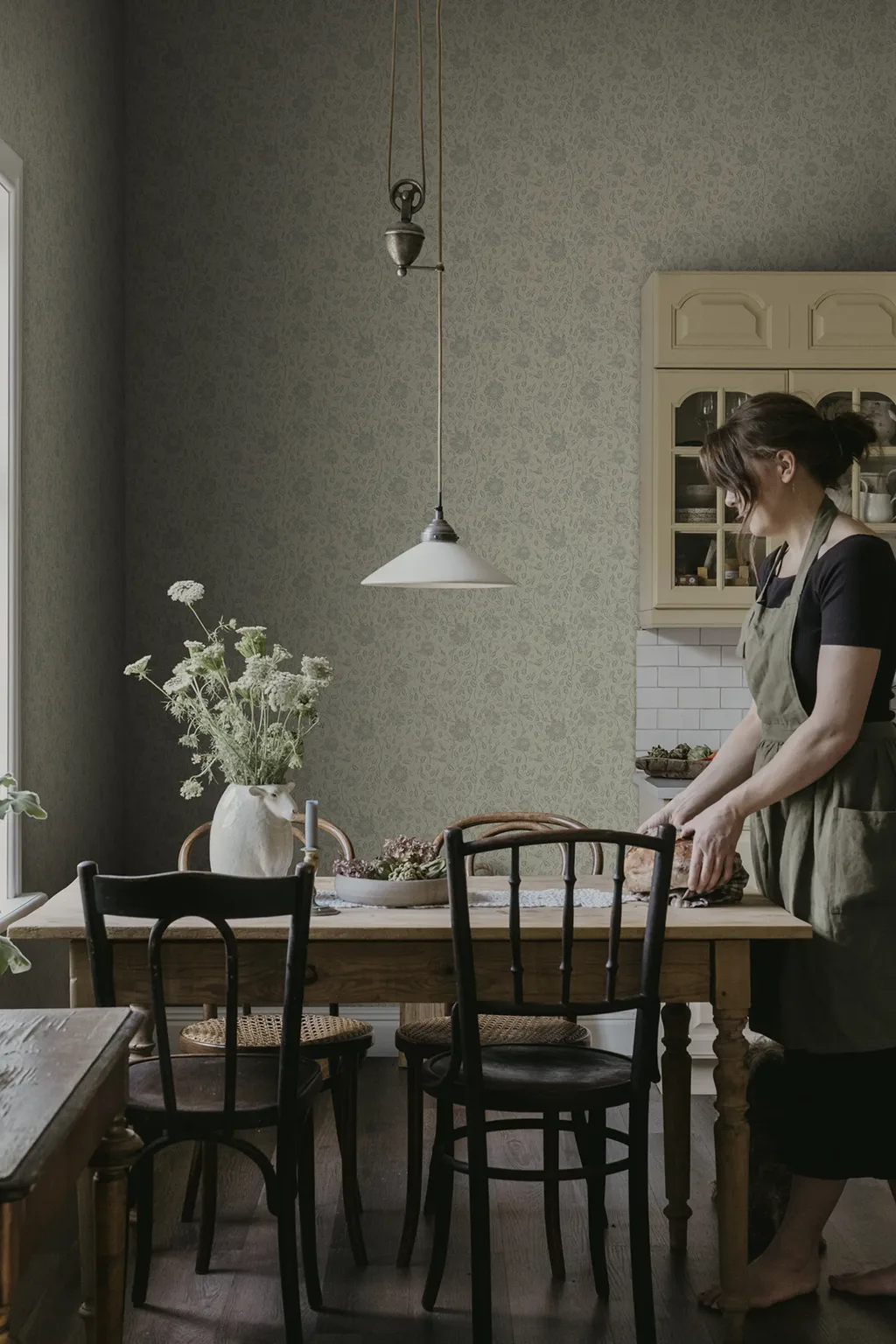 Sandberg Anton in Sage Green wallpaper (S10569)