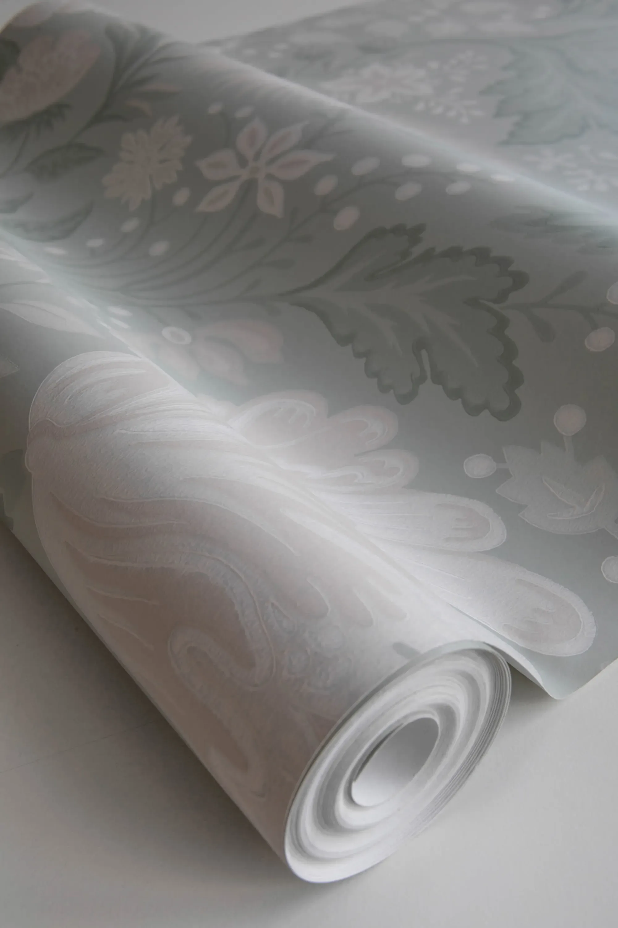 Sandberg Ava in Sage Green wallpaper (S10180)