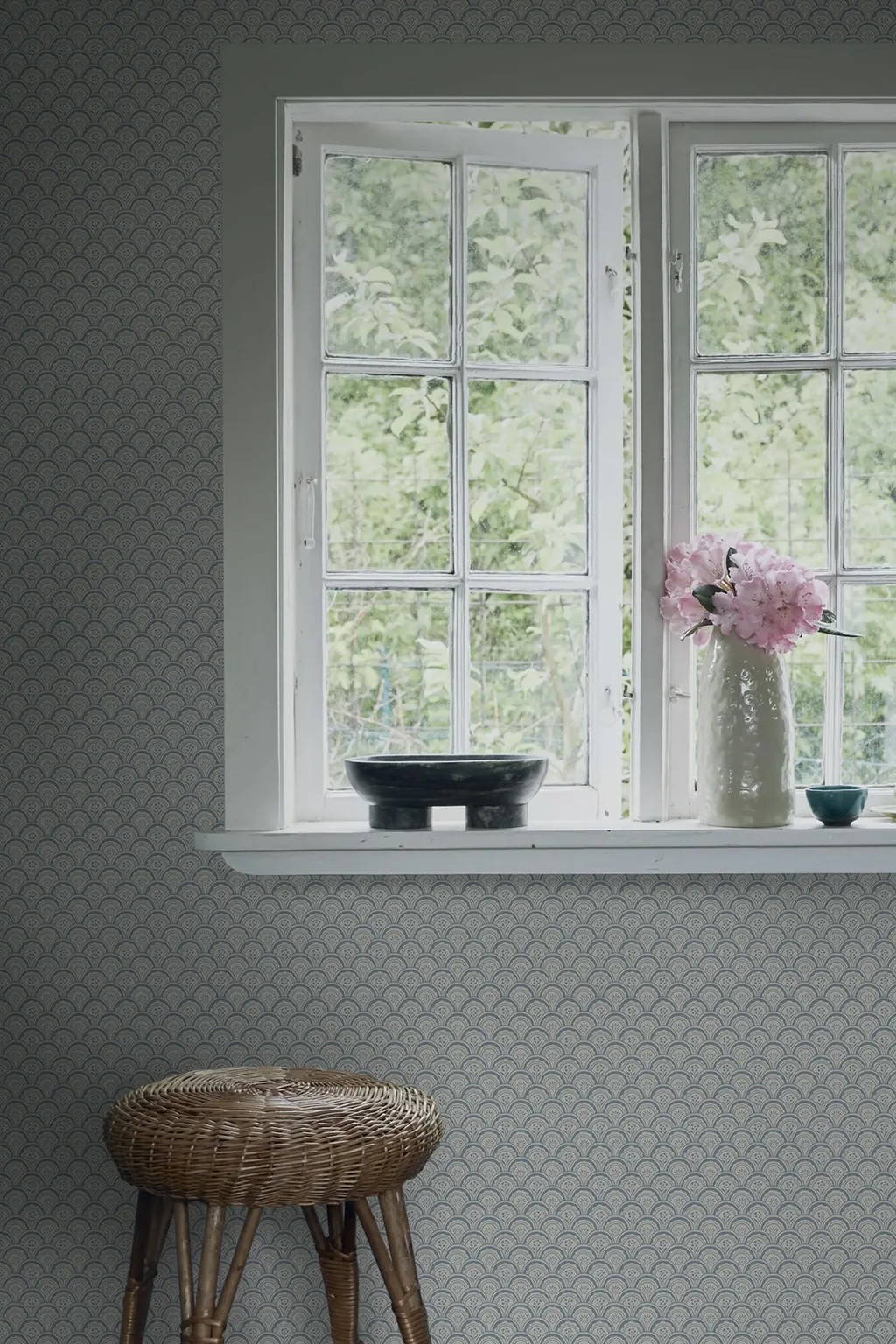 Sandberg Beata in Misty Blue wallpaper (S10235)