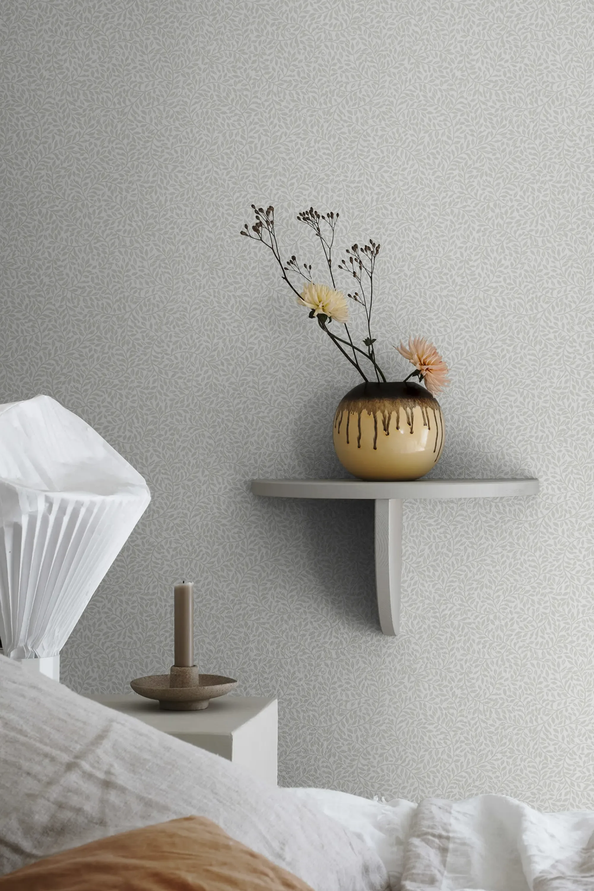 Sandberg Bladverk in Garden Green wallpaper (S10309)