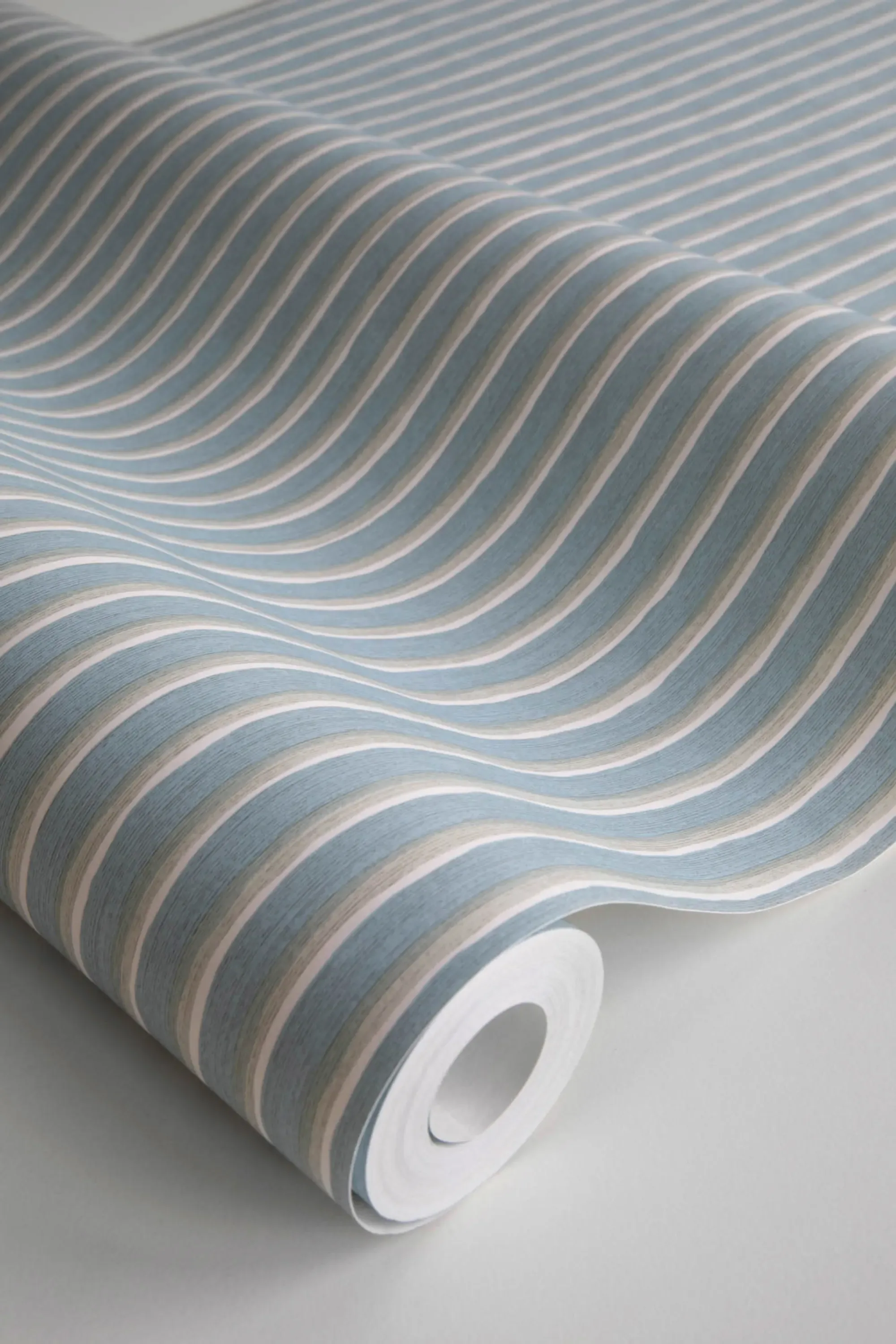 Sandberg Brita in Sky Blue wallpaper (S10143)