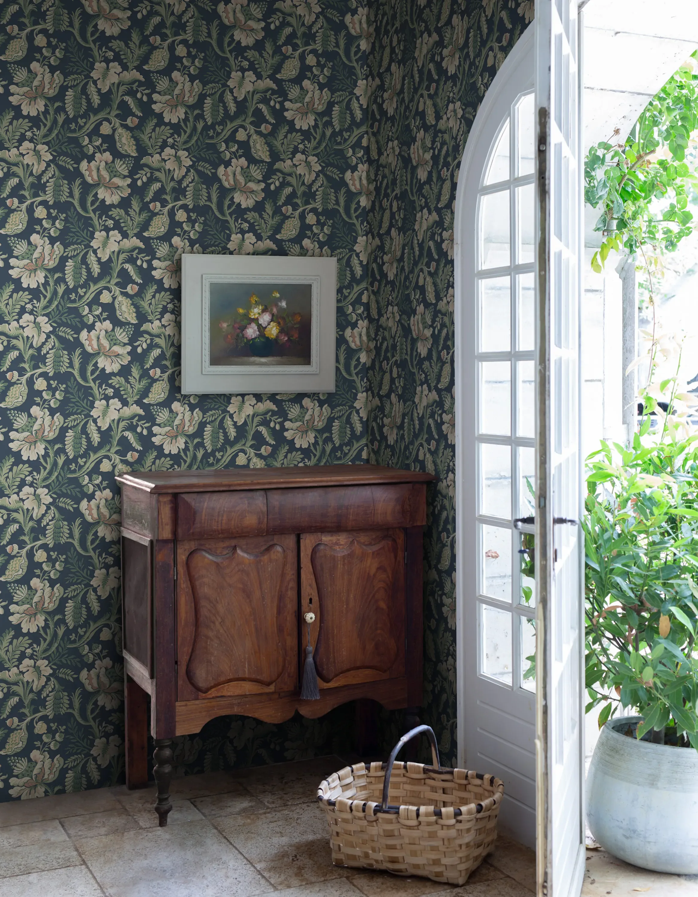 Sandberg Daphne in Midnight Blue wallpaper (S10240)