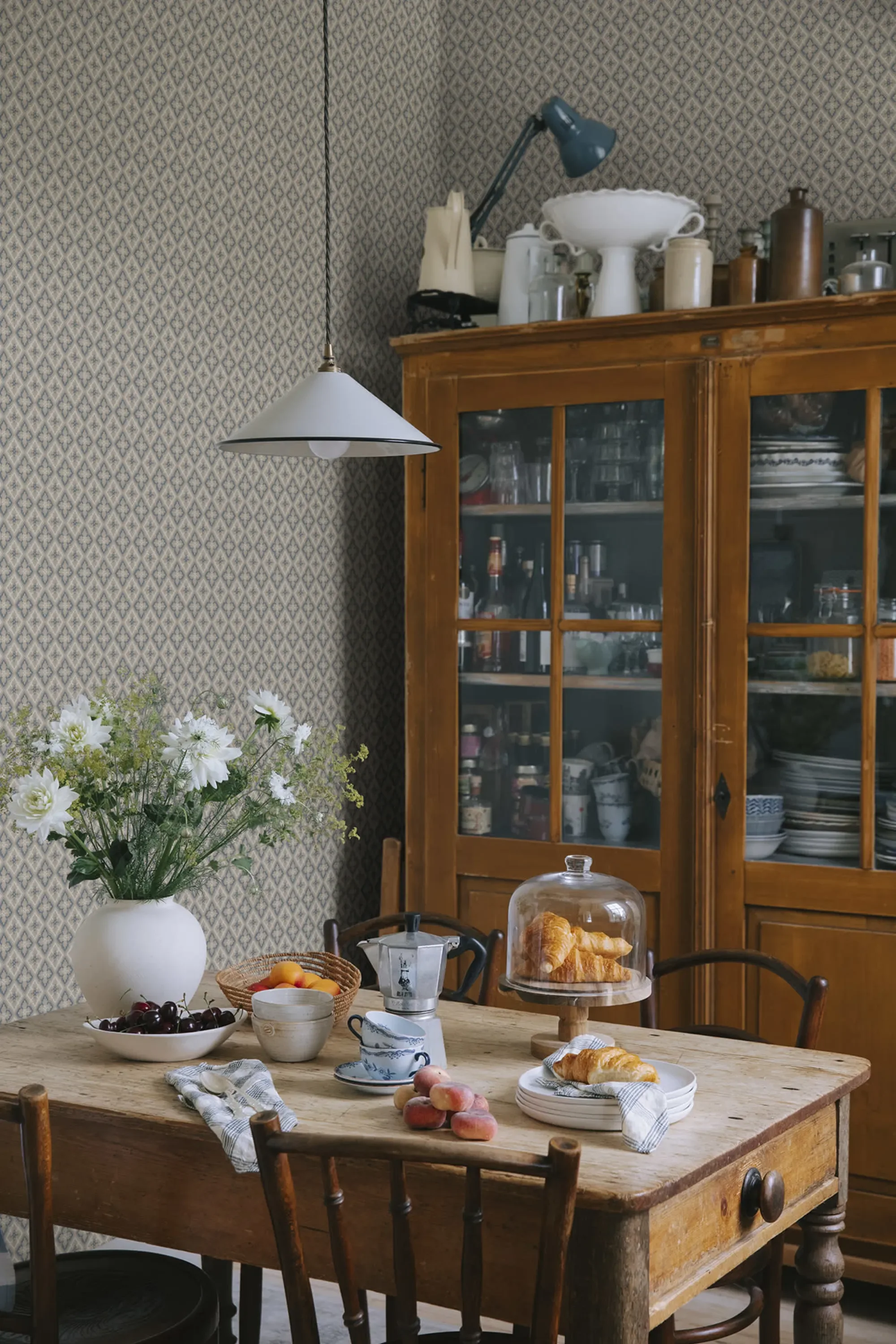 Sandberg Edvin in Indigo Blue wallpaper (S10456)