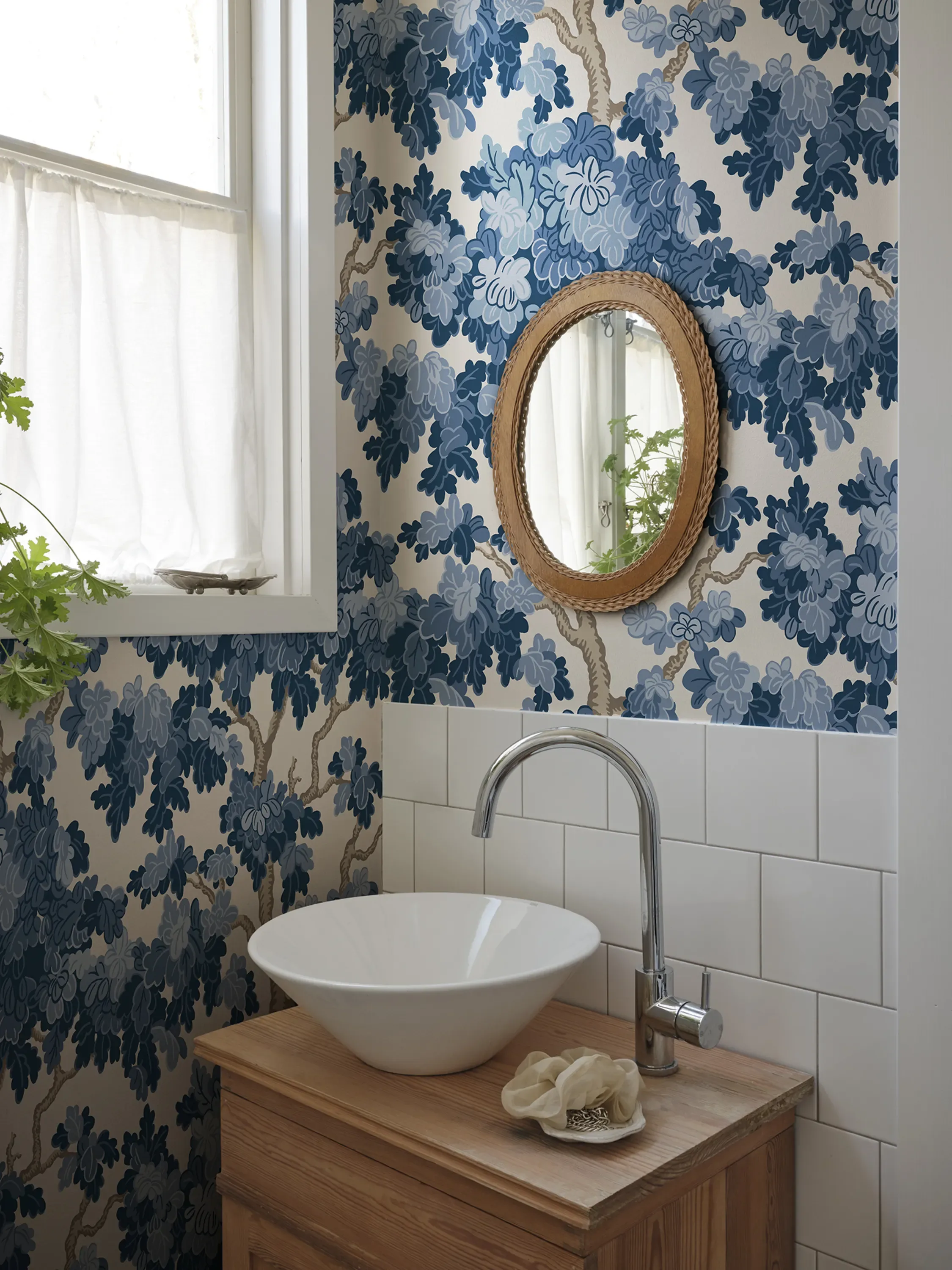 Sandberg Eken in Blue wallpaper (S10791)