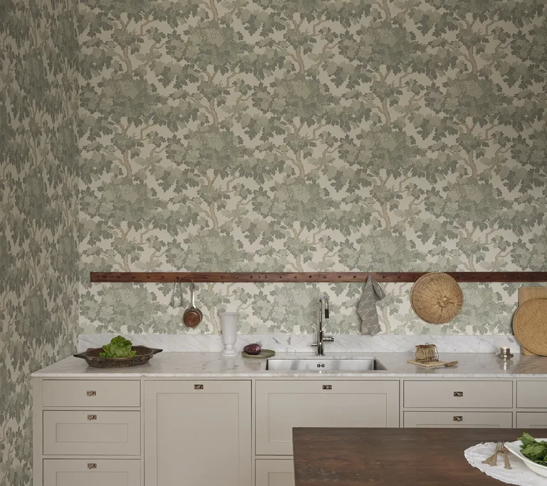 Sandberg Eken in Garden Green wallpaper (S10792)