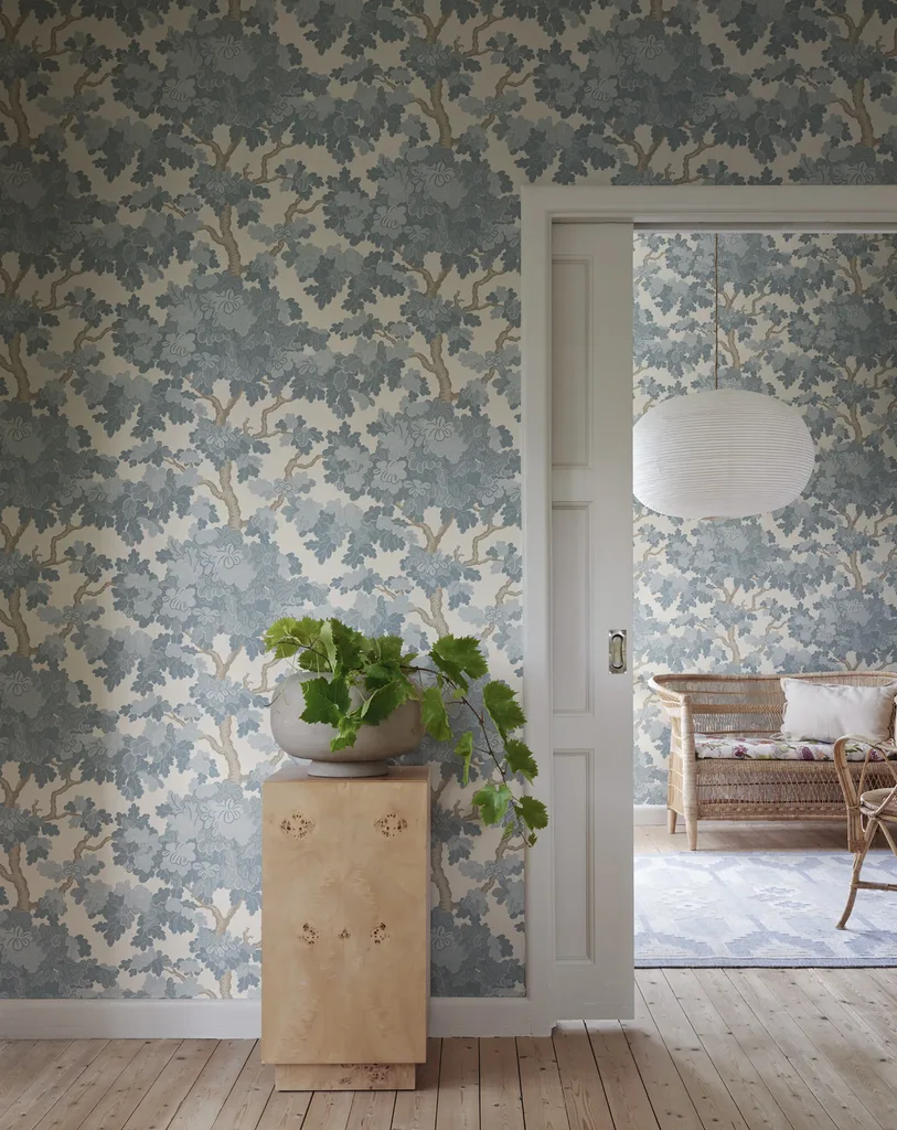 Sandberg Eken in Light Blue wallpaper (S10790)