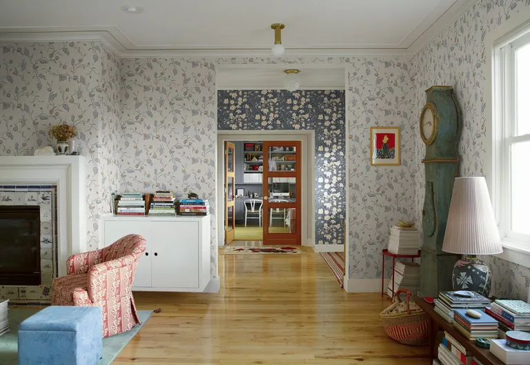 Sandberg Elmire in Soft Blue wallpaper (S10148)