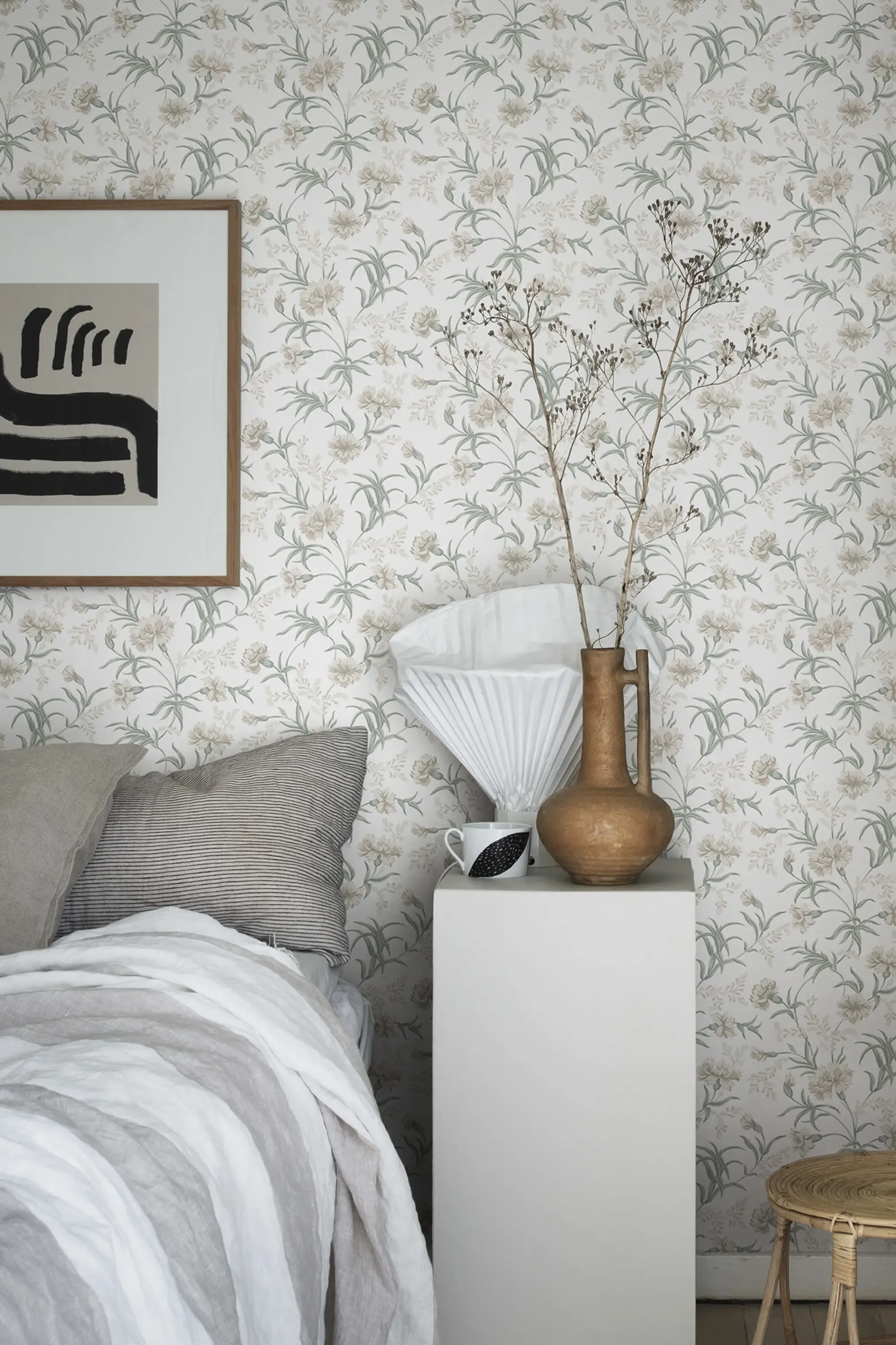 Sandberg Emilie in Spring Green wallpaper (832-01)